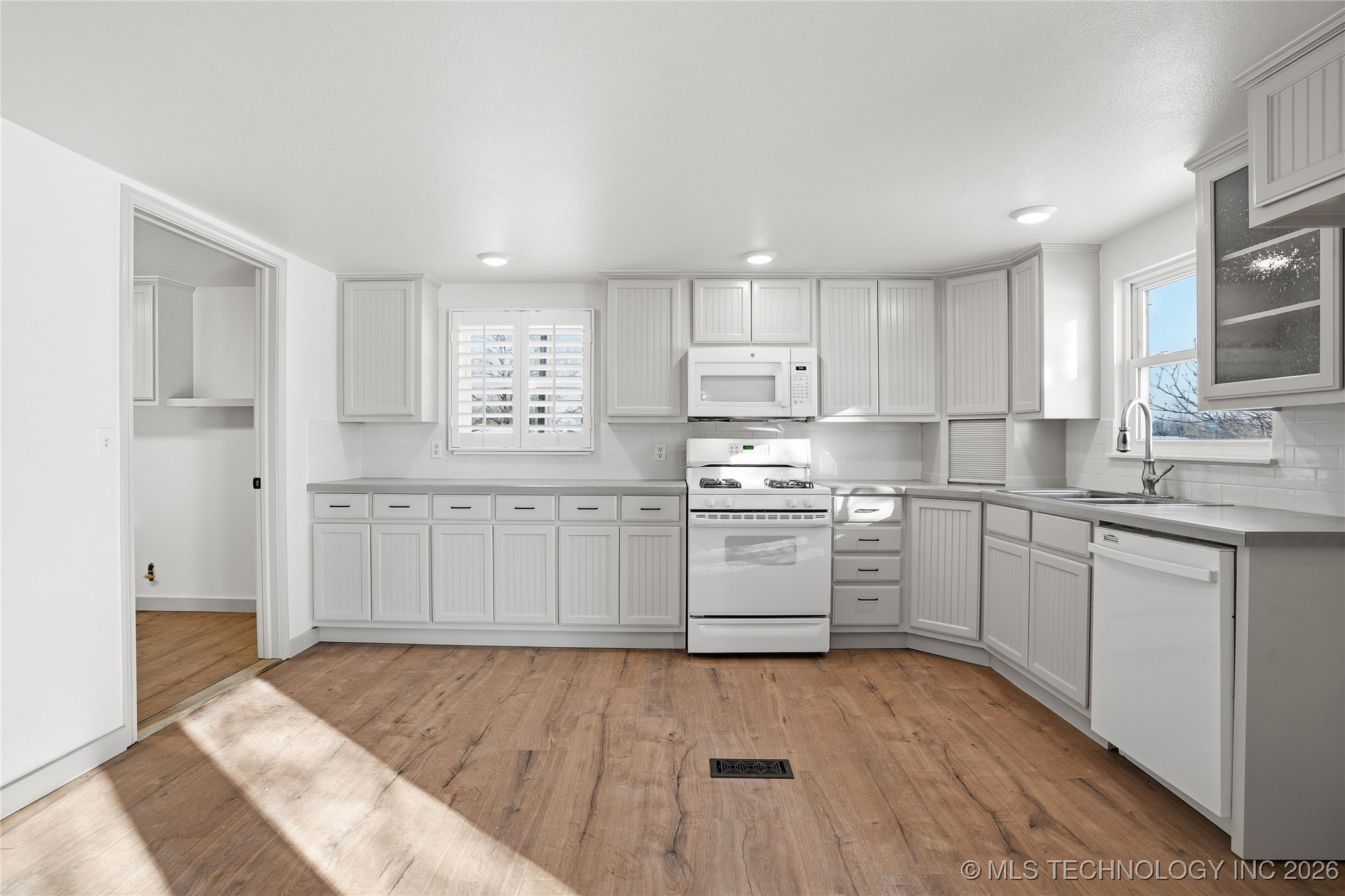 9890 Dentonville Road Property Photo 13