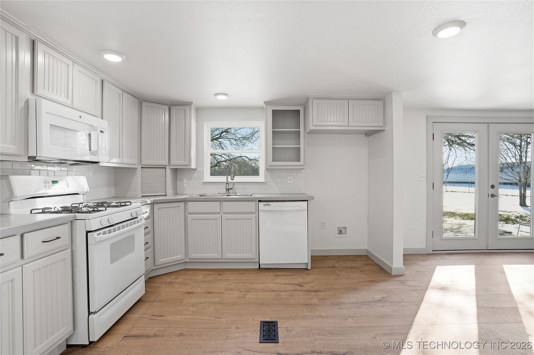 9890 Dentonville Road Property Photo 15