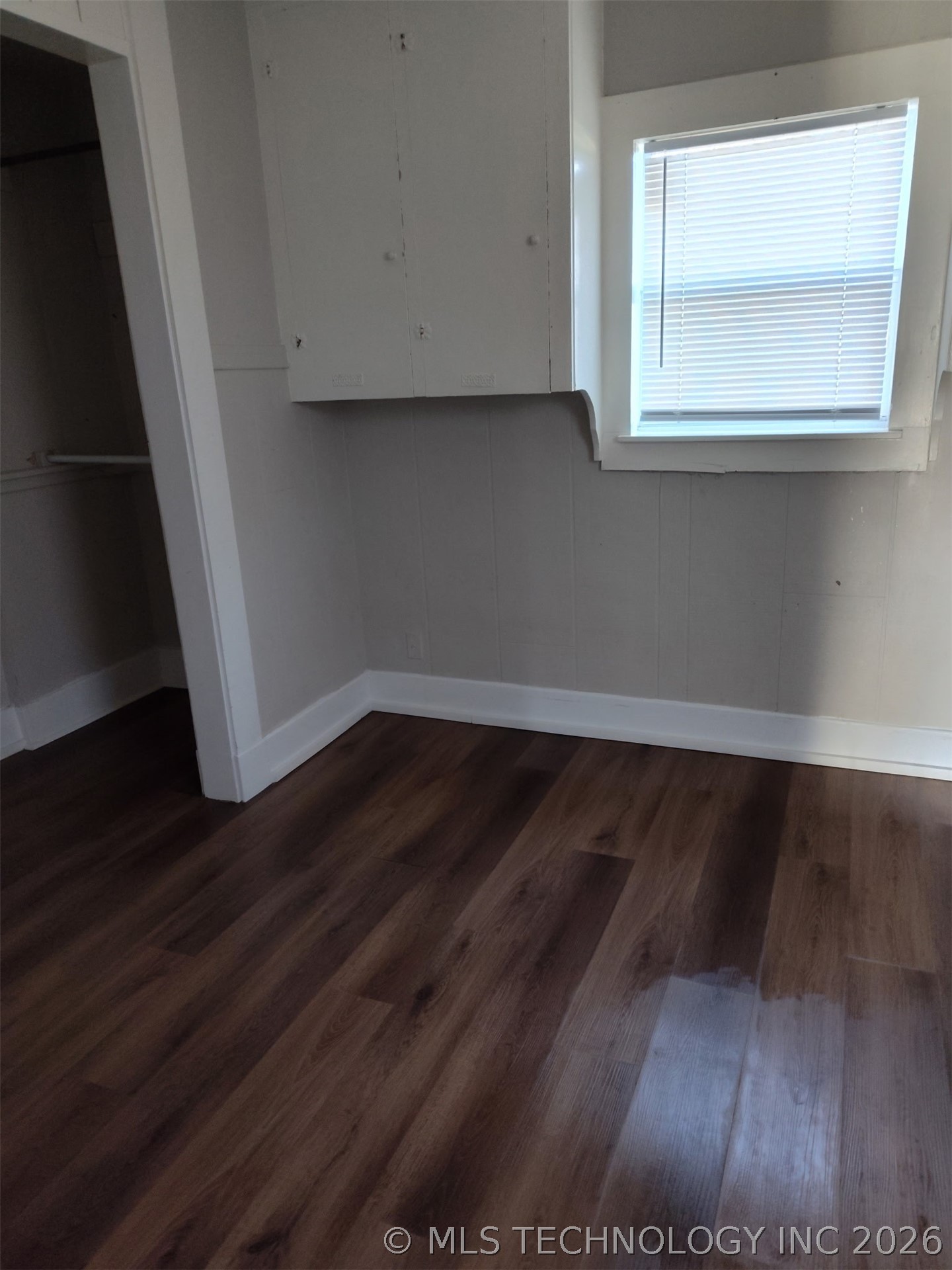 610 E 9th Street Property Photo 7