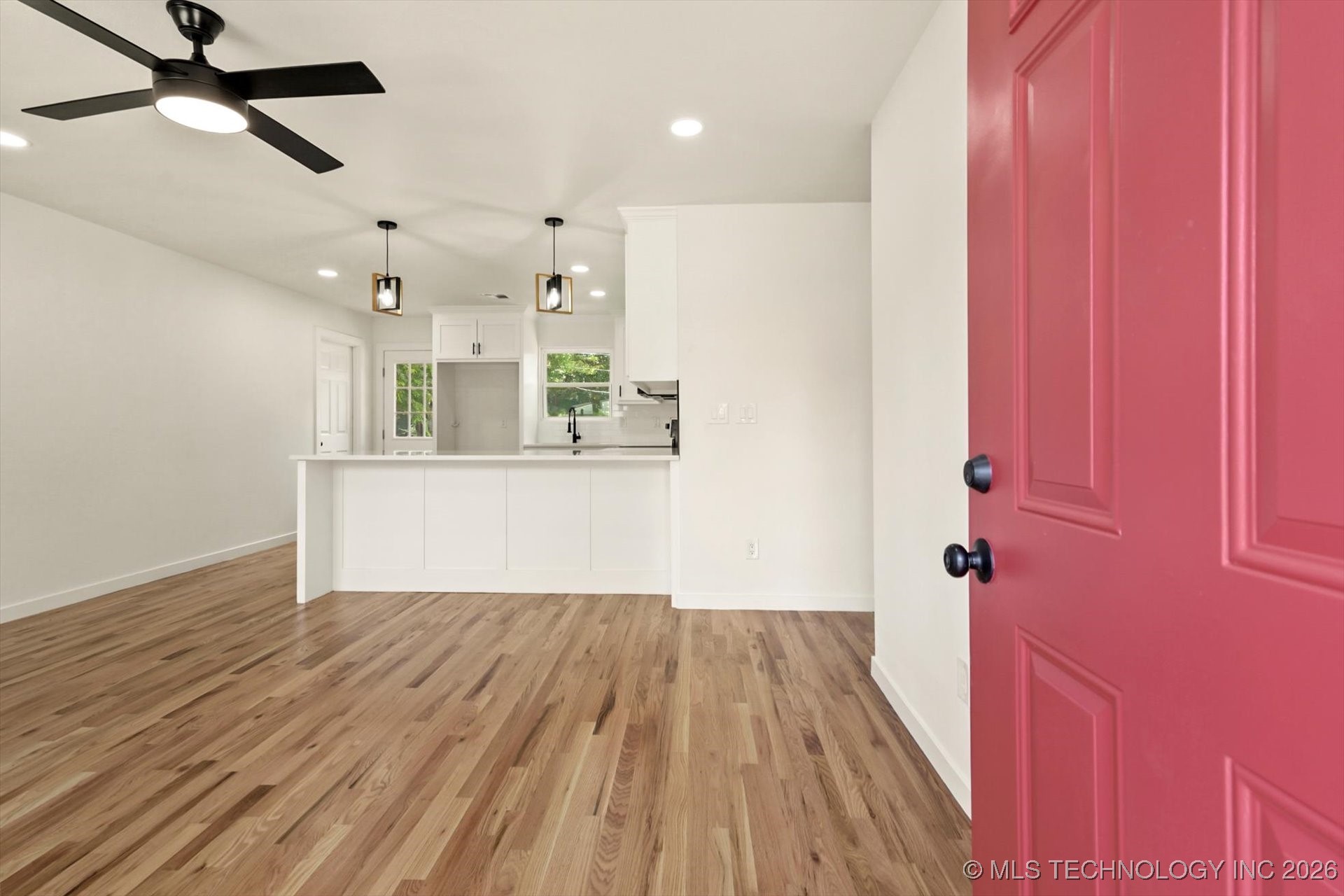 6763 E Independence Place Property Photo 3