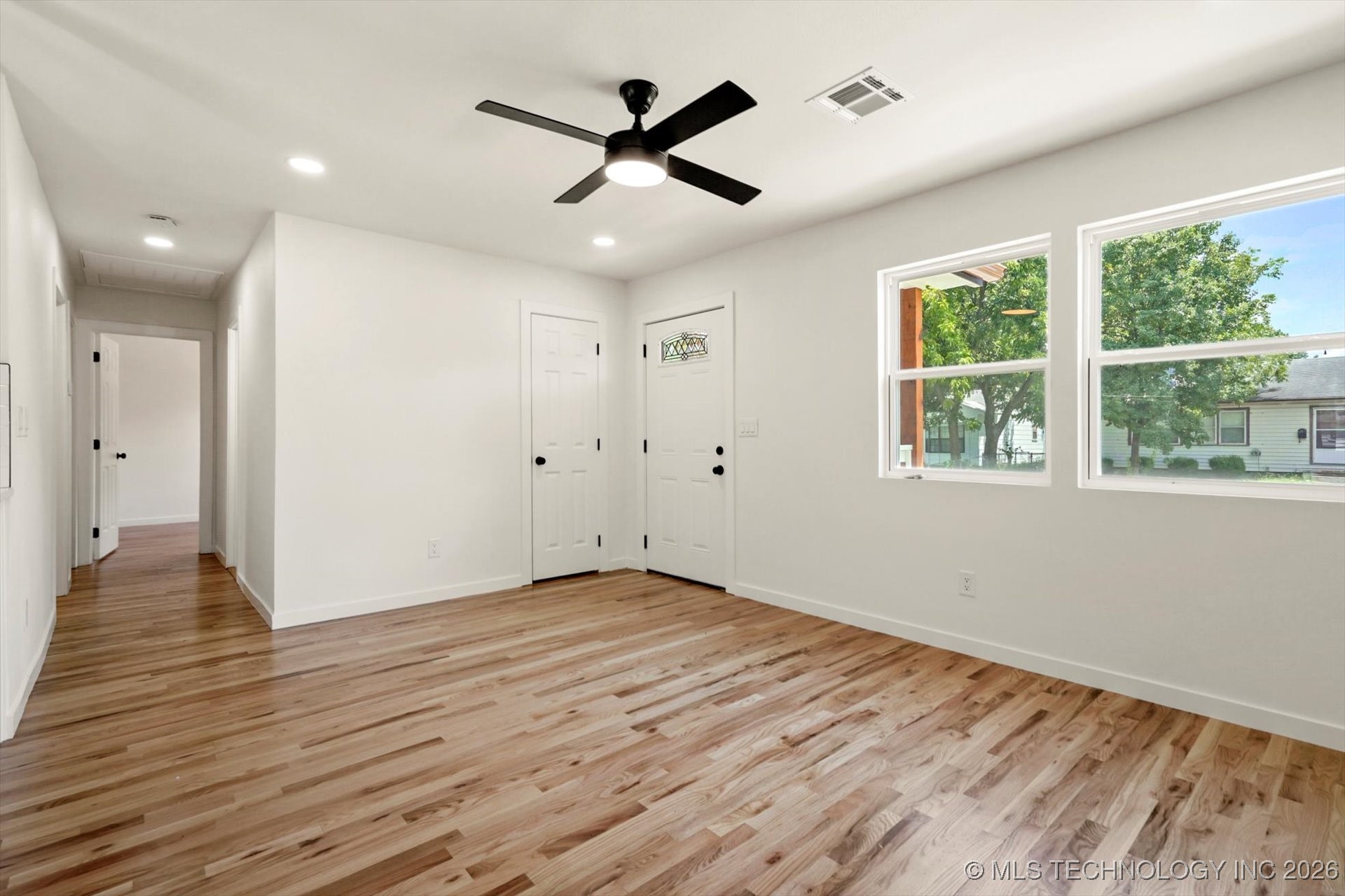 6763 E Independence Place Property Photo 7