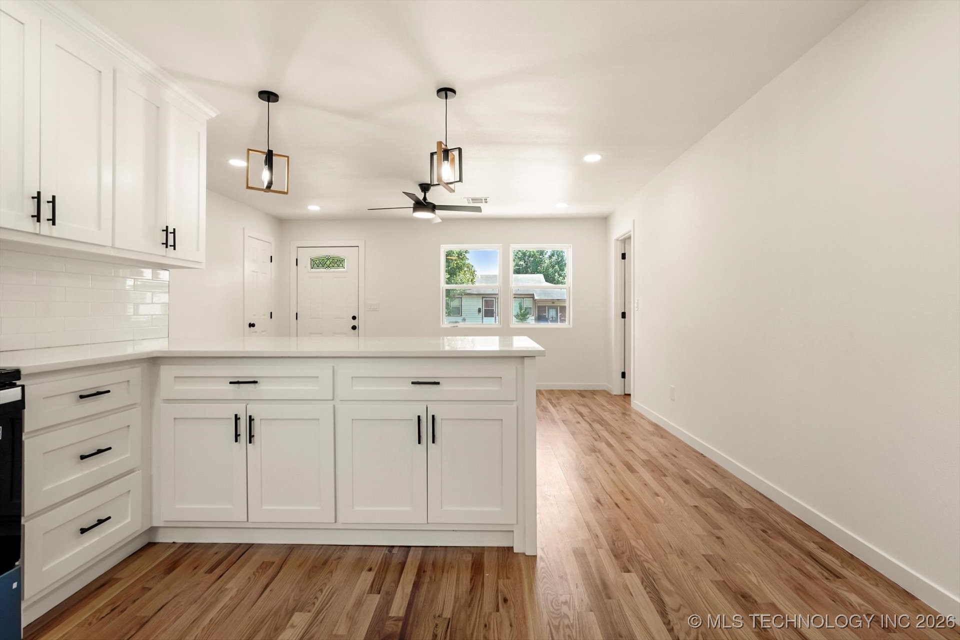 6763 E Independence Place Property Photo 11