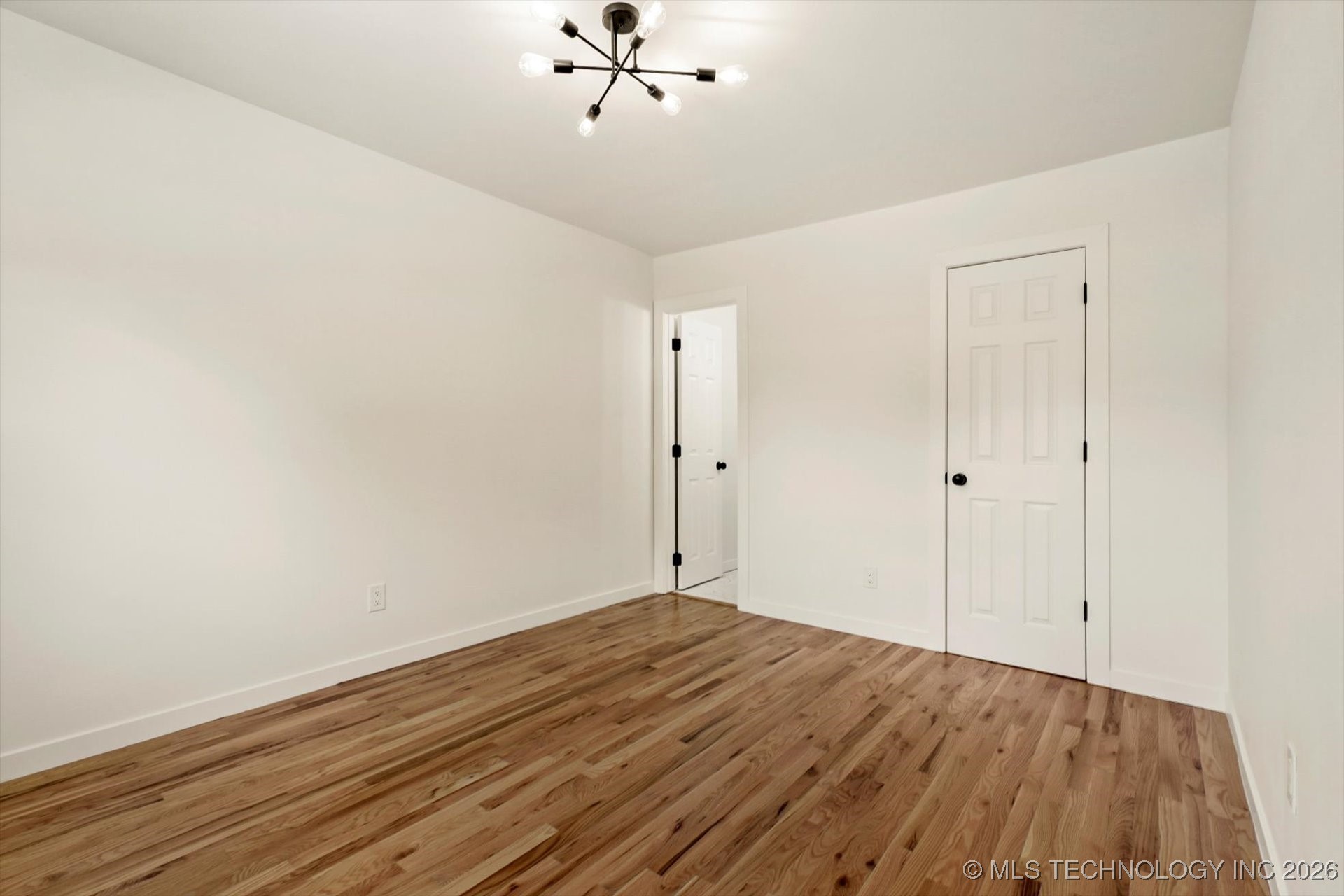 6763 E Independence Place Property Photo 14