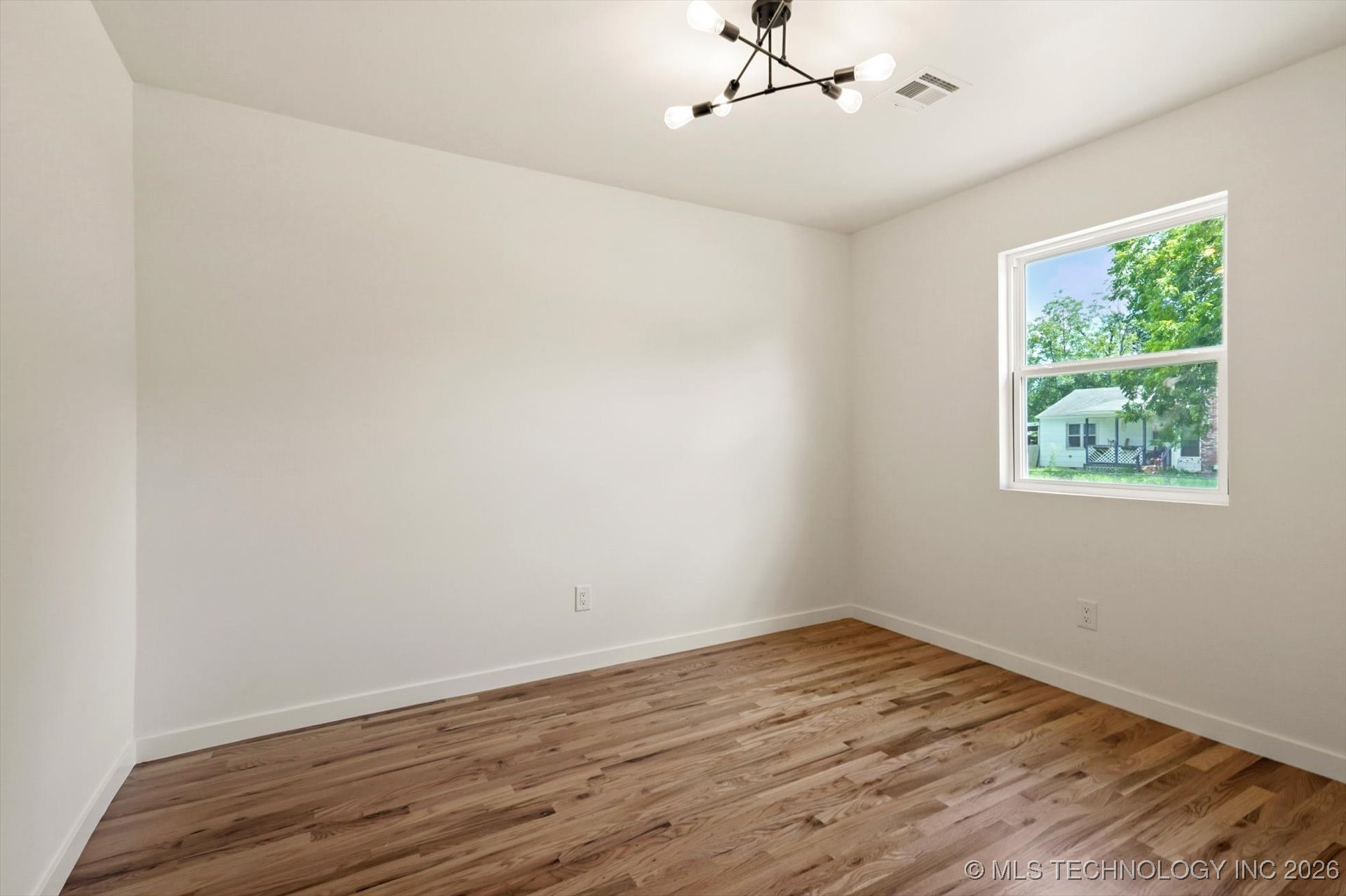 6763 E Independence Place Property Photo 19