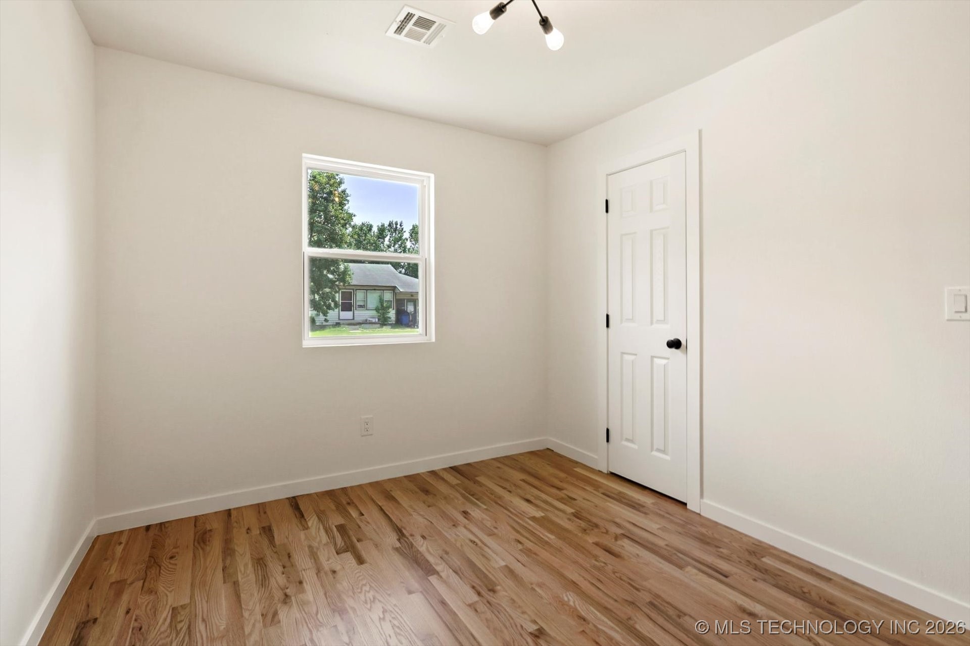 6763 E Independence Place Property Photo 20