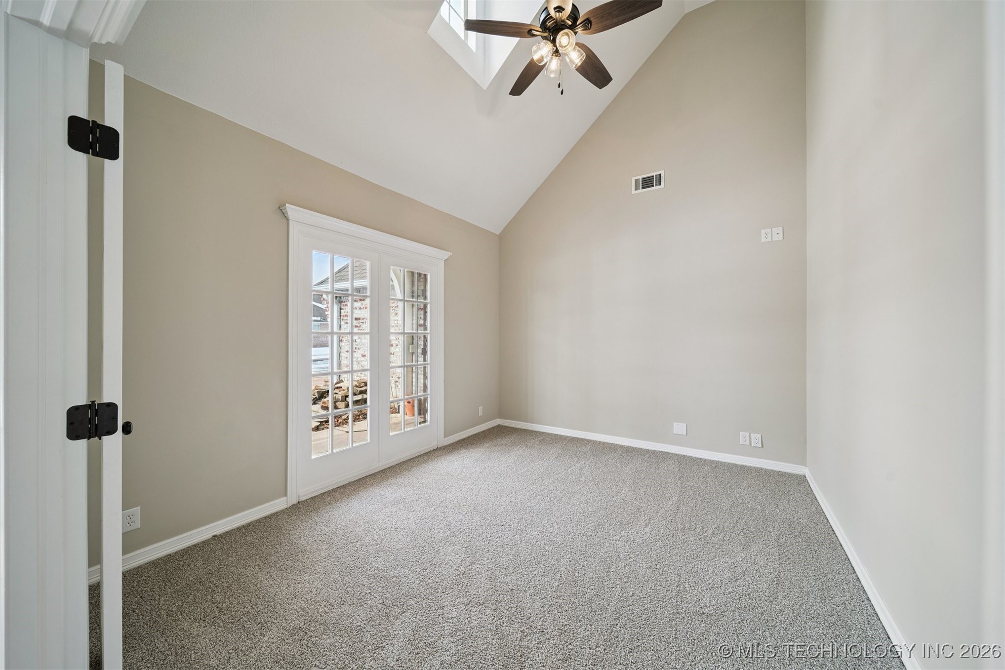 9001 N 137th East Avenue Property Photo 6