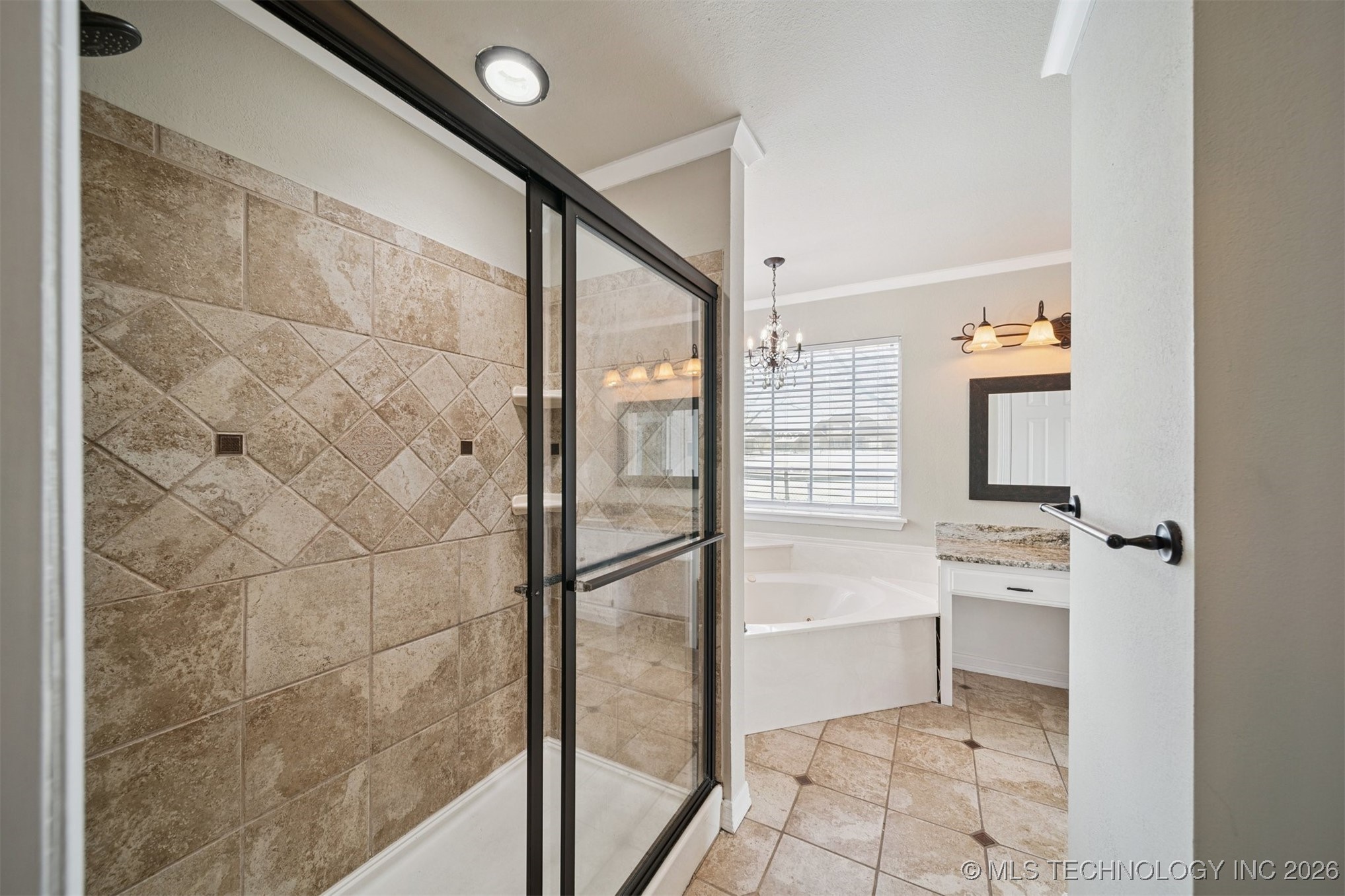 9001 N 137th East Avenue Property Photo 16