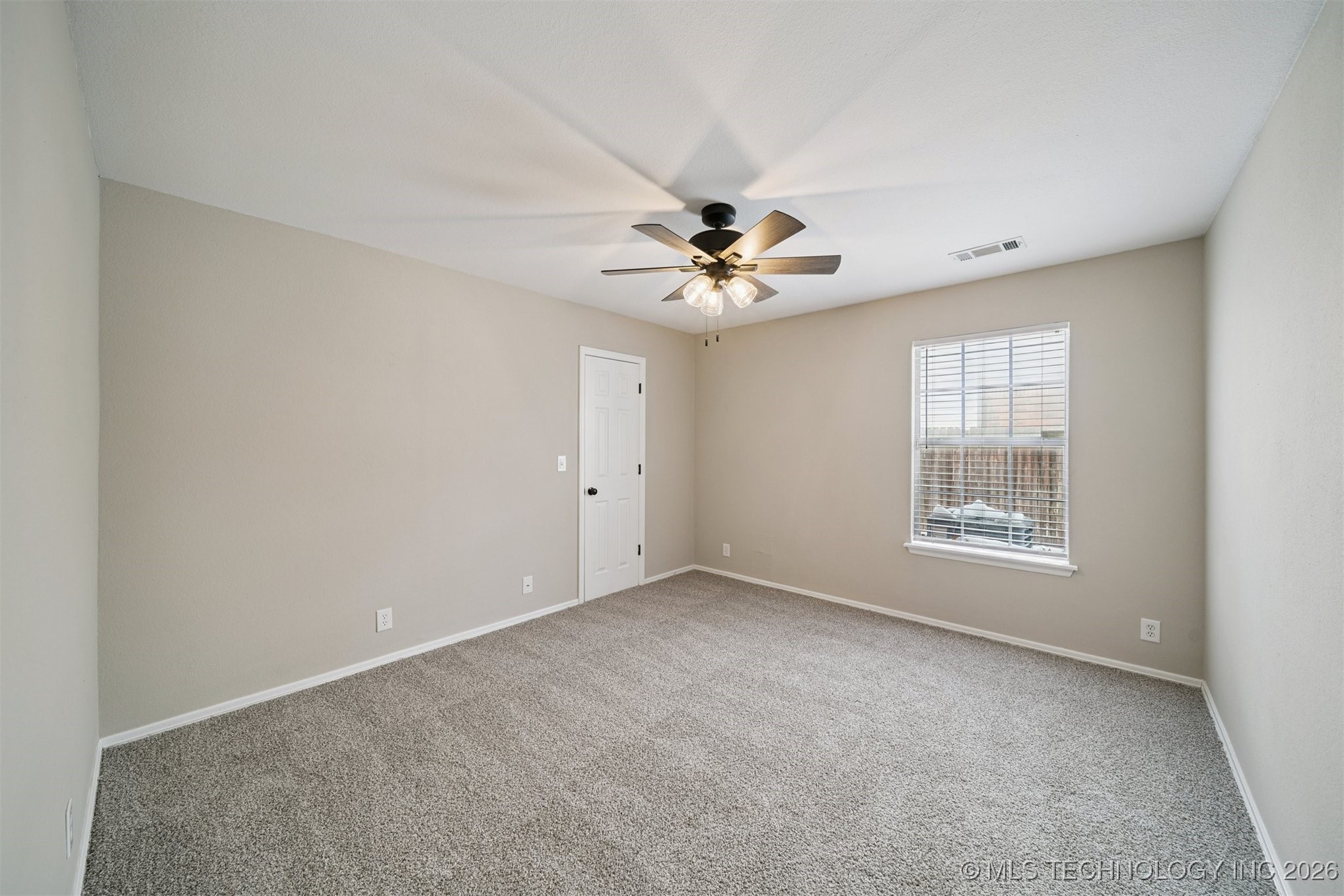 9001 N 137th East Avenue Property Photo 19