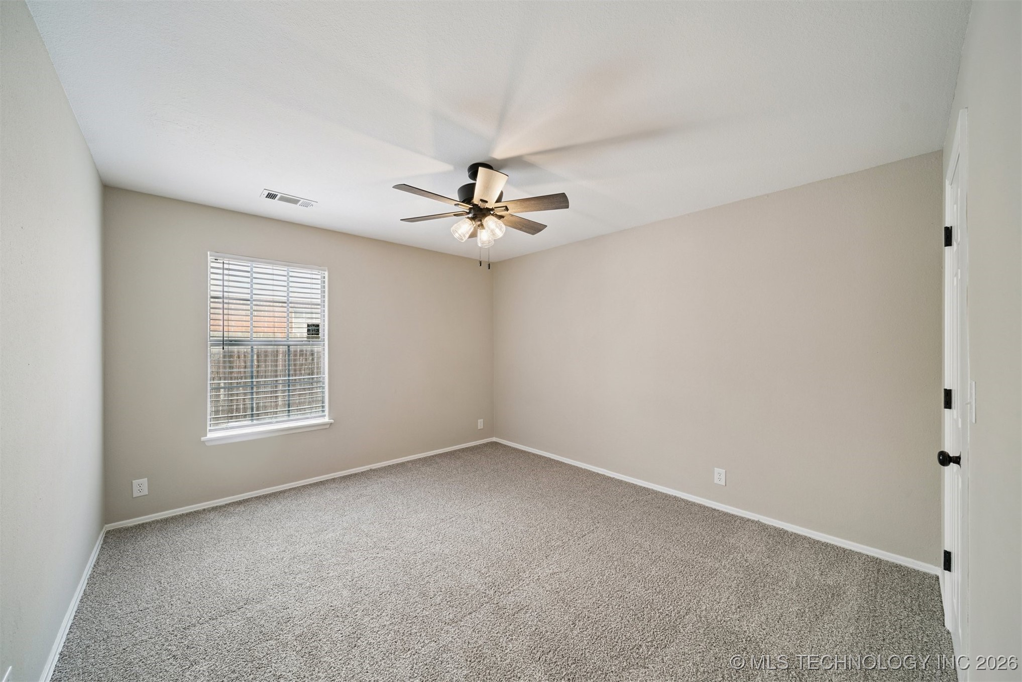 9001 N 137th East Avenue Property Photo 23