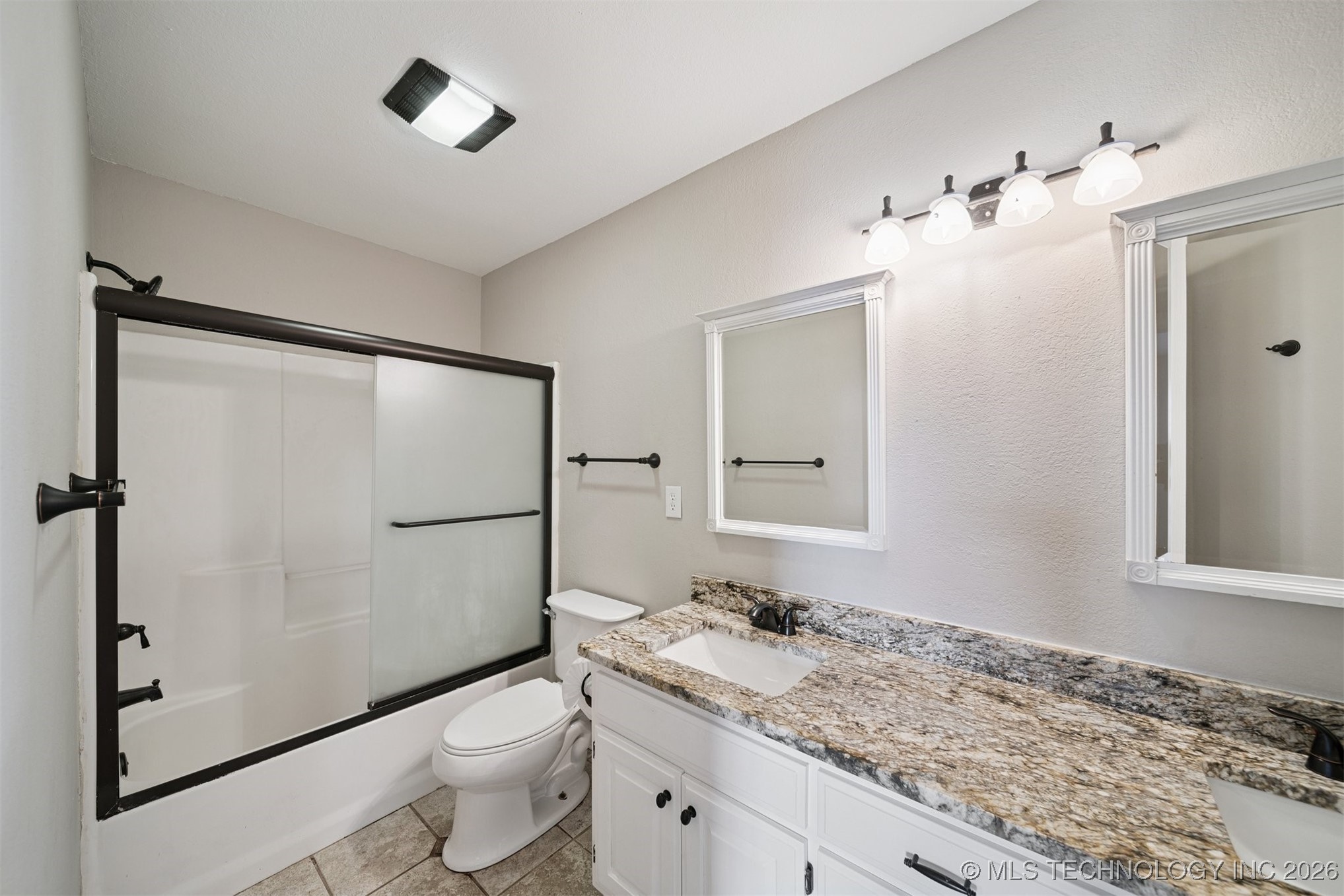 9001 N 137th East Avenue Property Photo 26