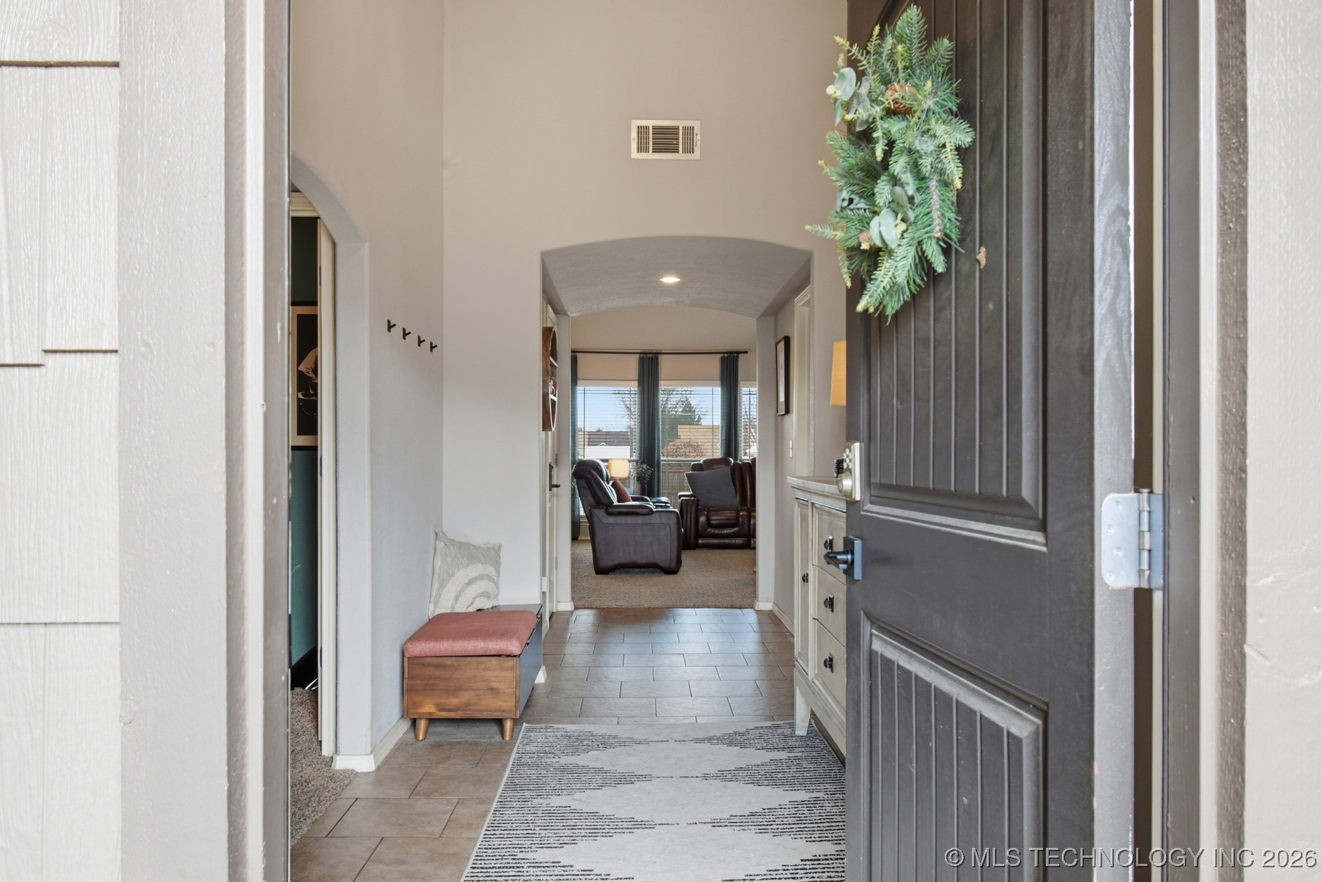 513 W 51st Place Property Photo 5