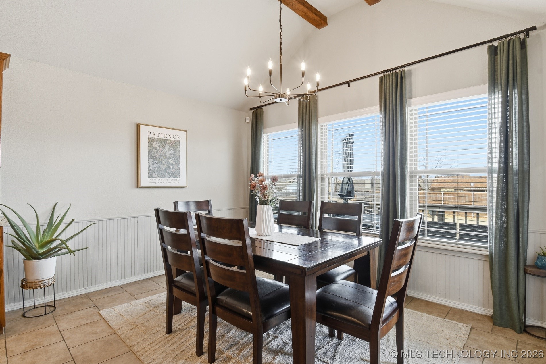 513 W 51st Place Property Photo 17