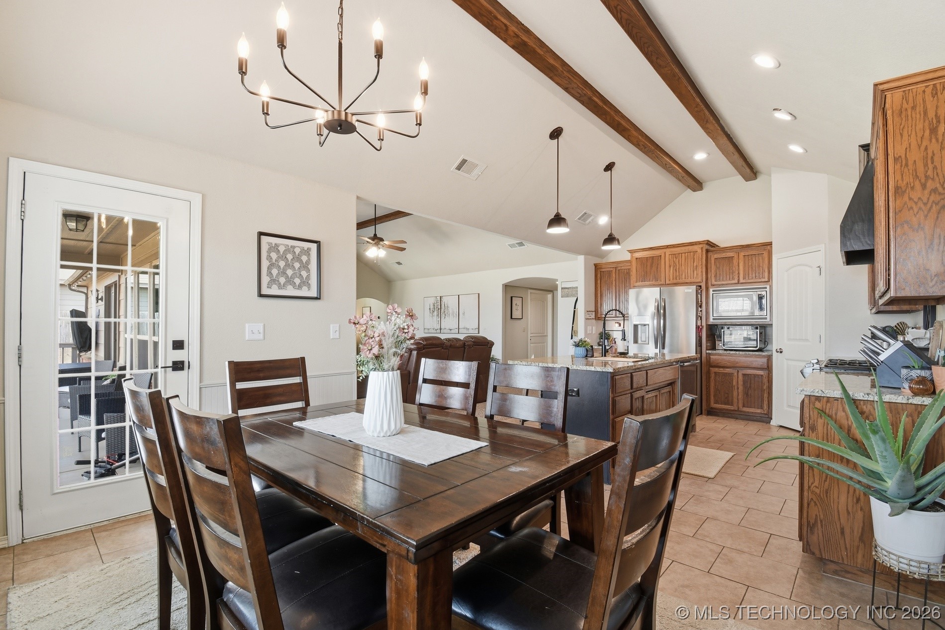 513 W 51st Place Property Photo 19