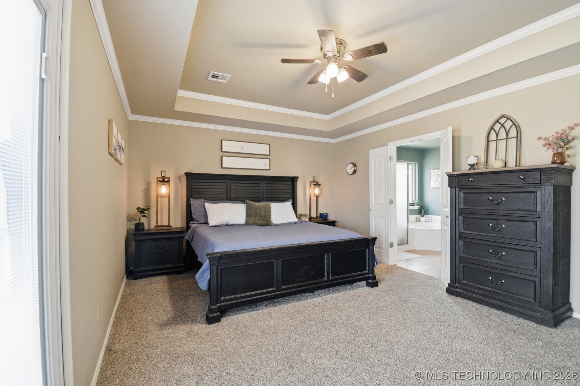 513 W 51st Place Property Photo 22