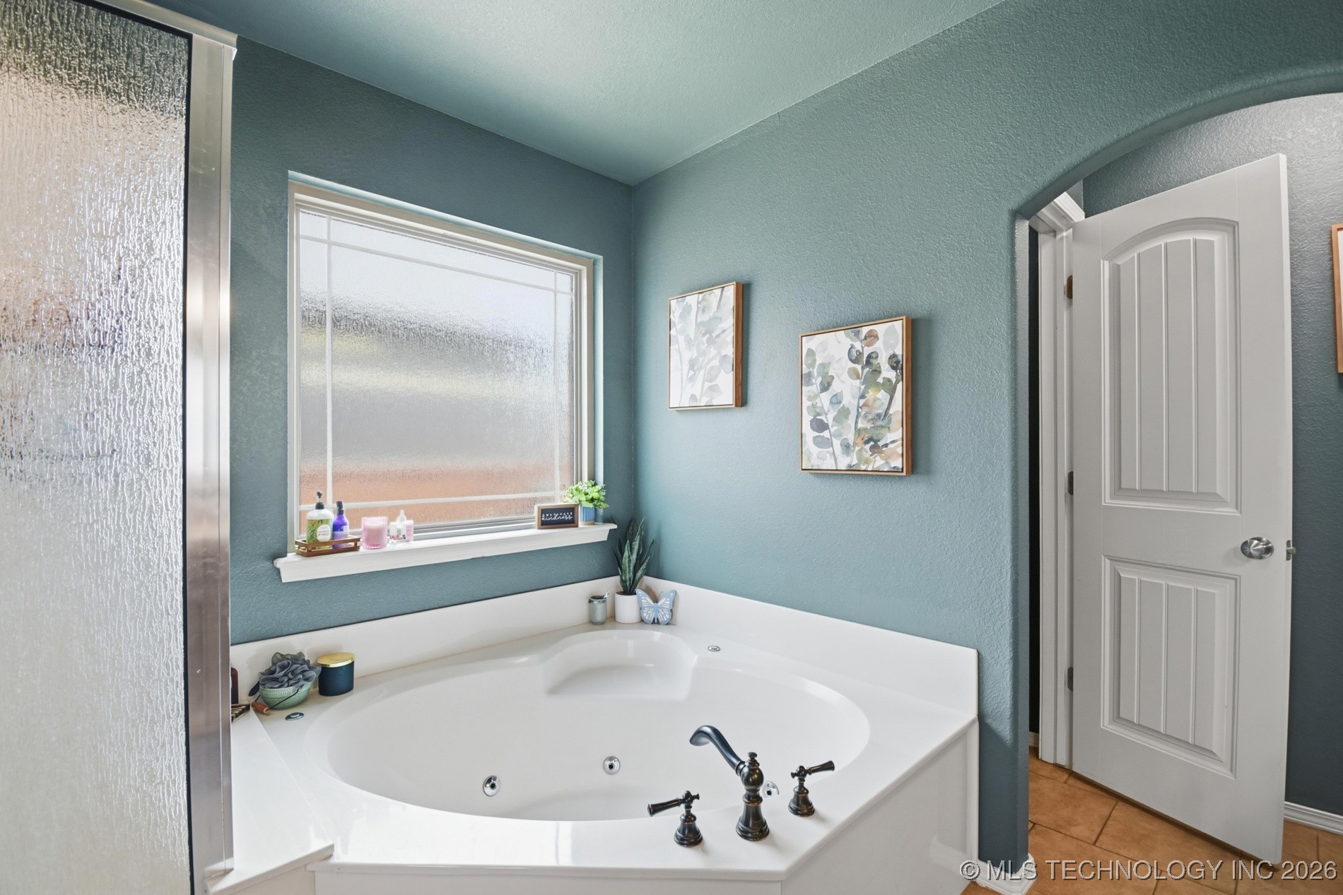 513 W 51st Place Property Photo 26