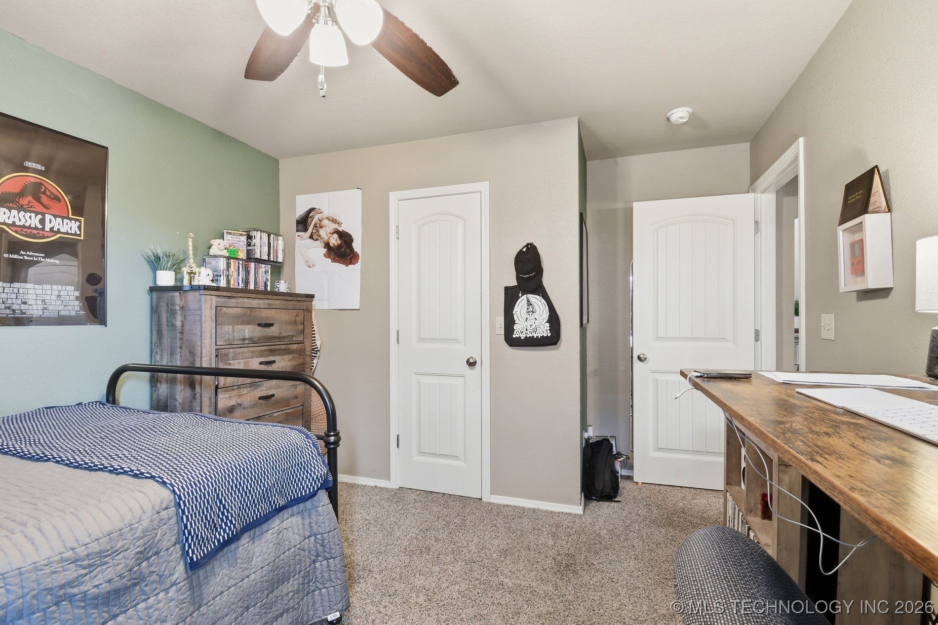 513 W 51st Place Property Photo 32