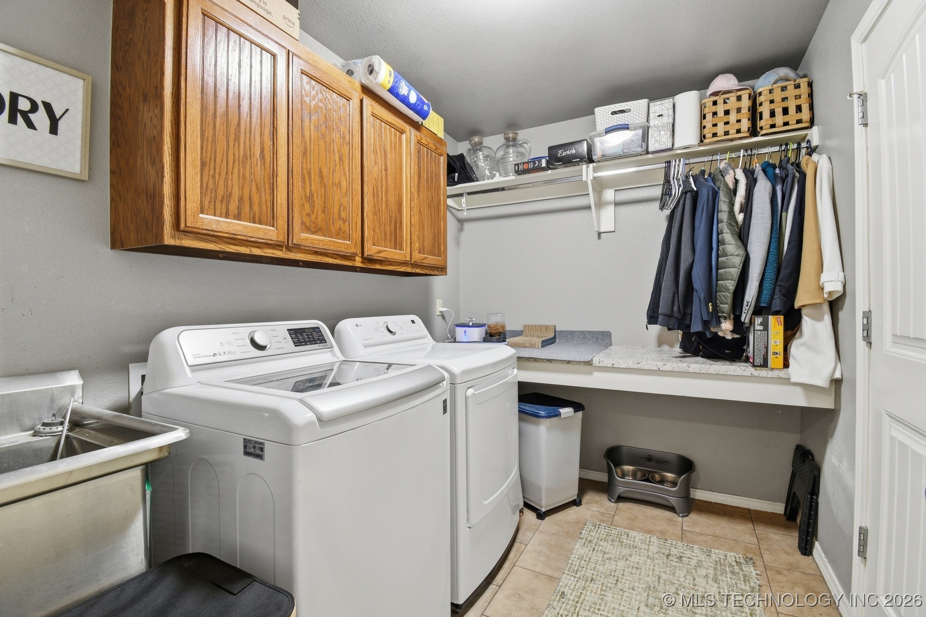 513 W 51st Place Property Photo 33