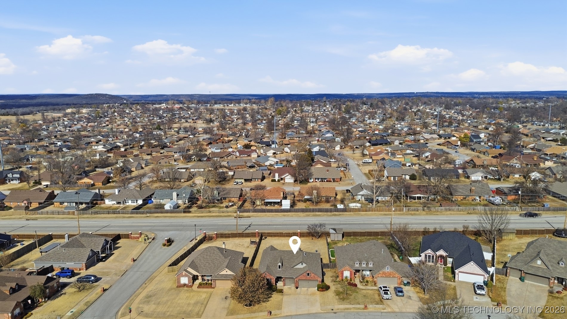 513 W 51st Place Property Photo 40