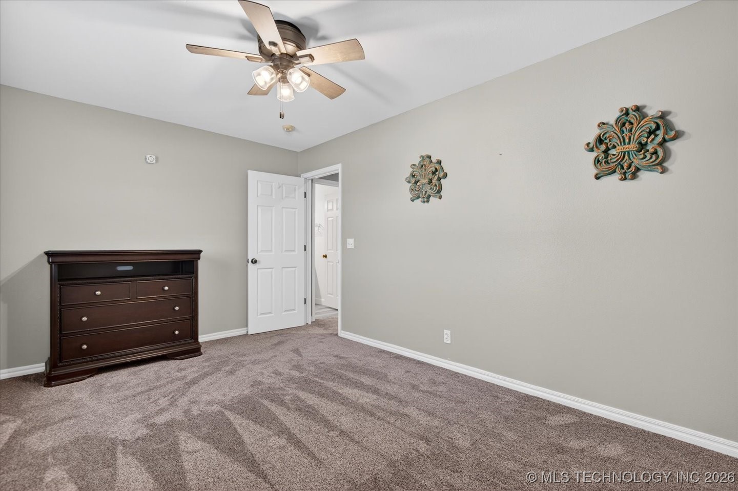 650 Ne Bison Road Property Photo 31