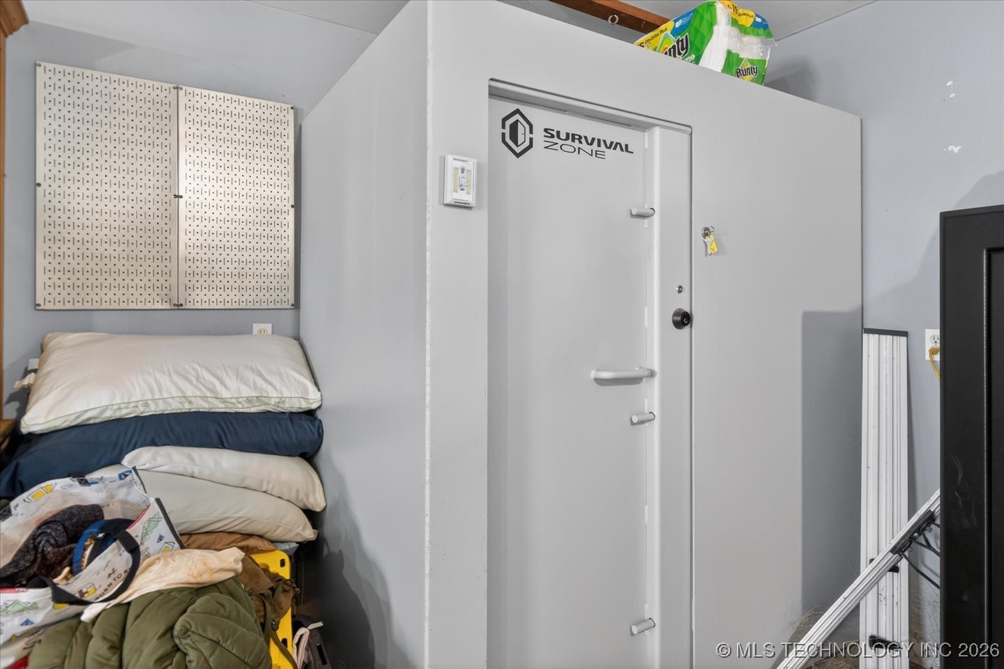 650 Ne Bison Road Property Photo 36