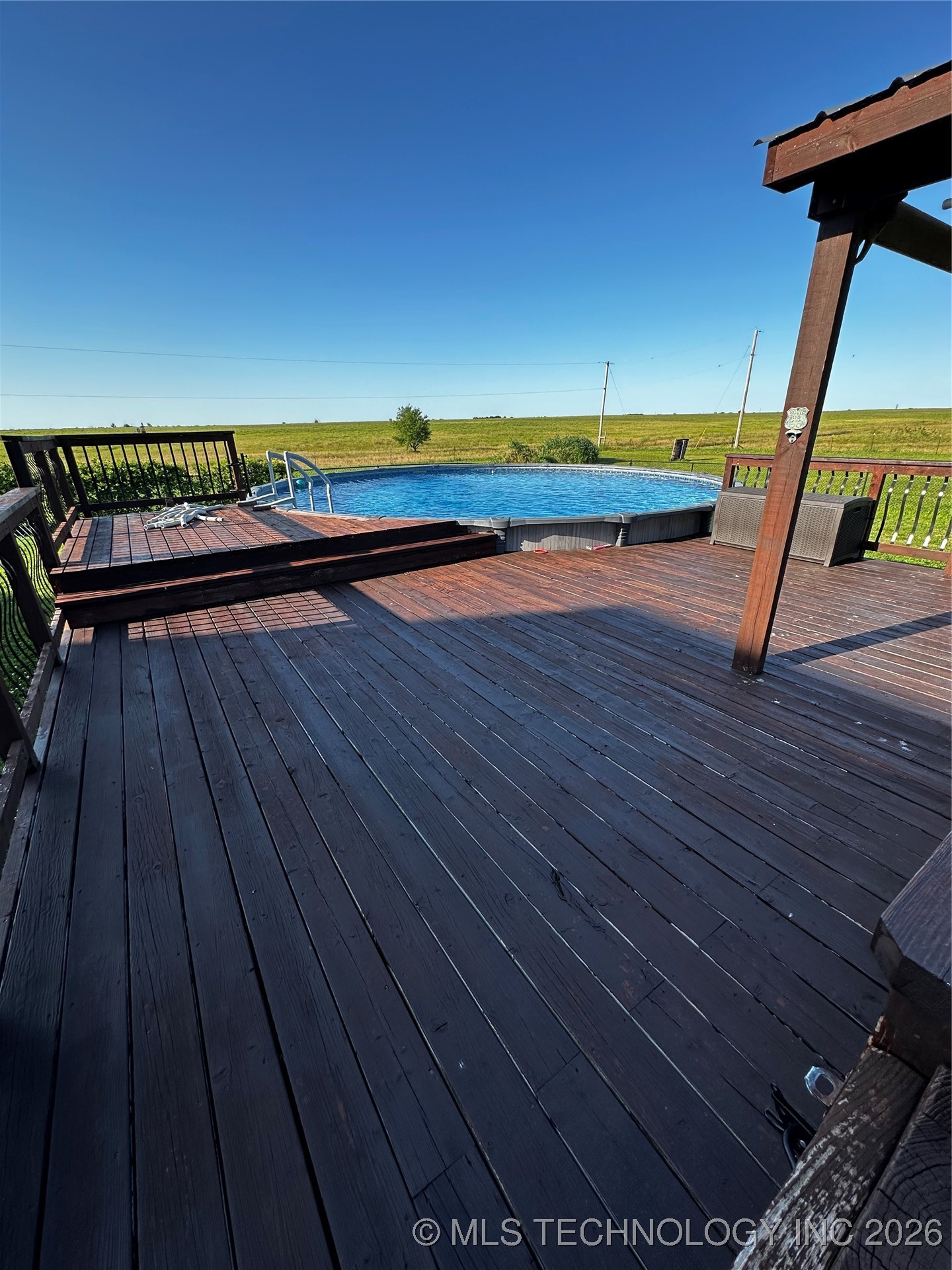 650 Ne Bison Road Property Photo 44