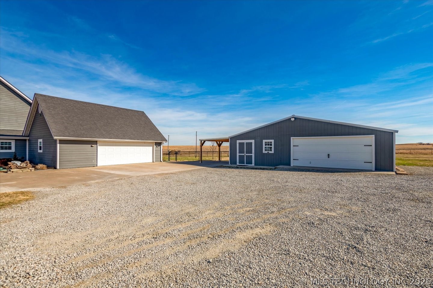 650 Ne Bison Road Property Photo 56