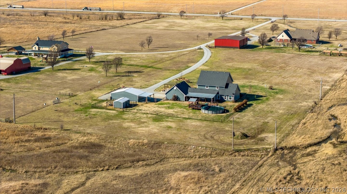 650 Ne Bison Road Property Photo 61