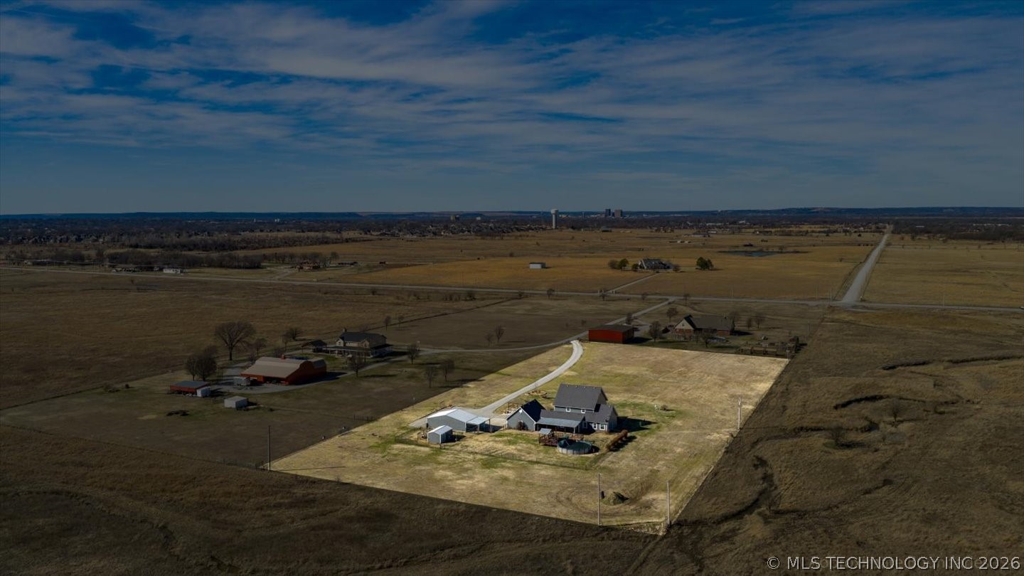 650 Ne Bison Road Property Photo 65