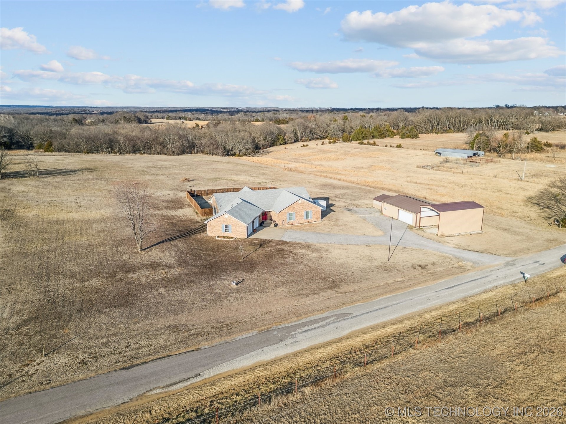 18170 County Road 1505 Property Photo 4
