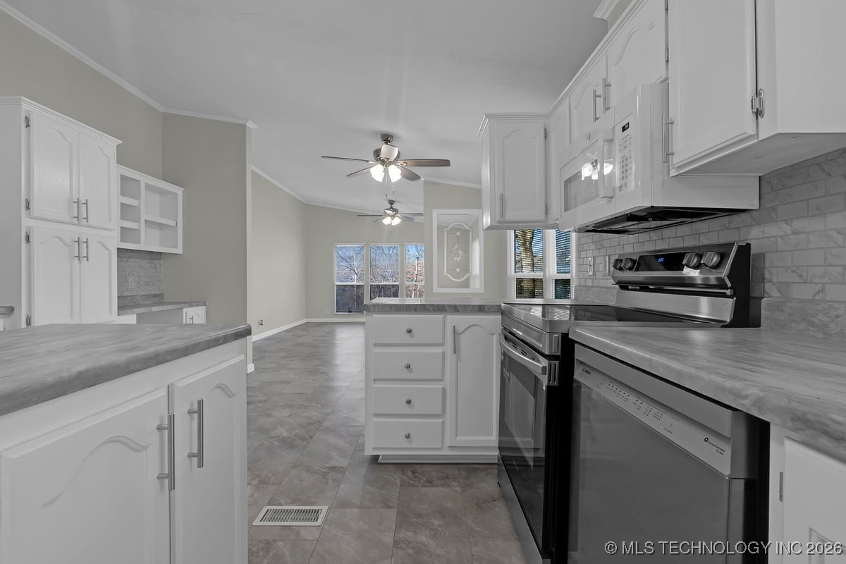 21914 W 42nd Street Property Photo 7