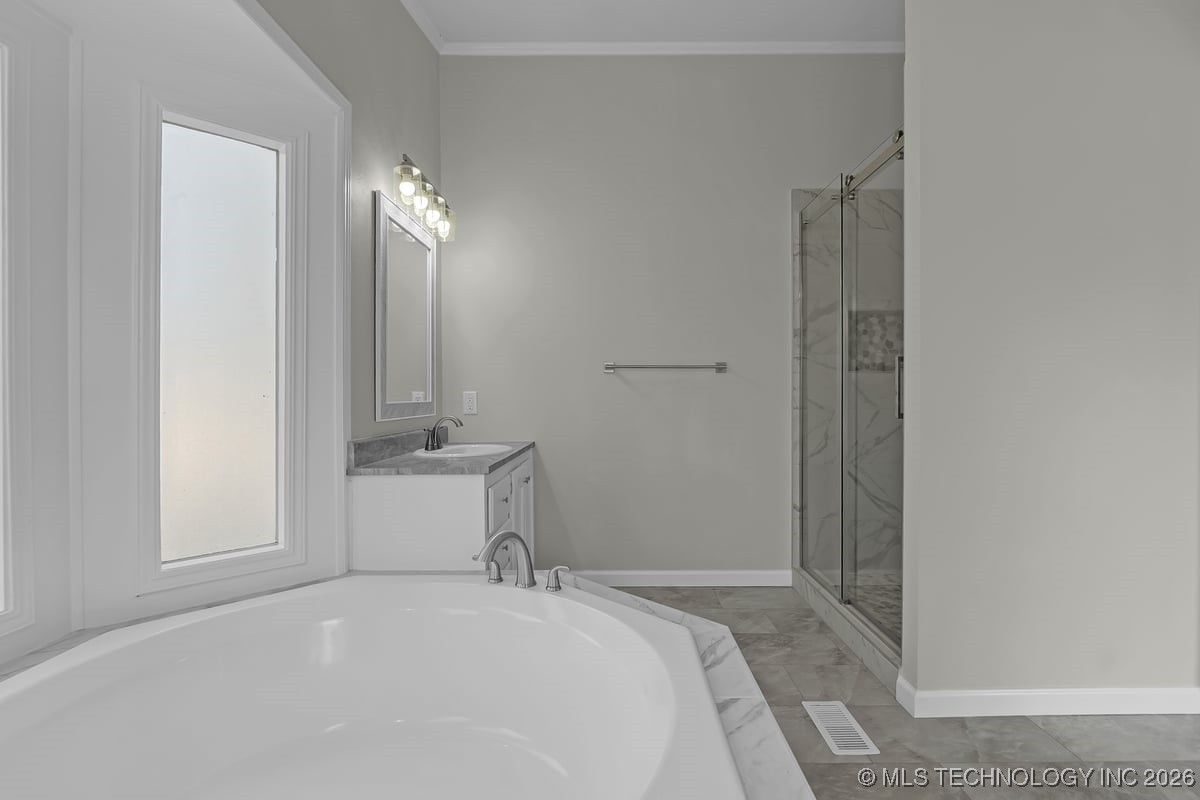 21914 W 42nd Street Property Photo 12