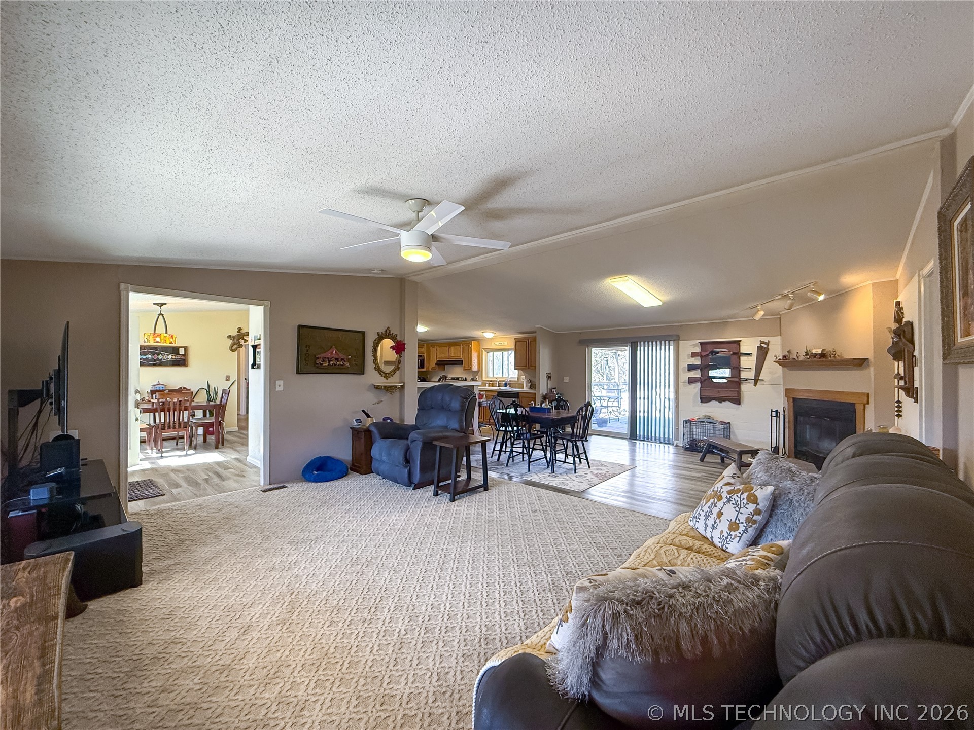 413 N David Avenue Property Photo 18