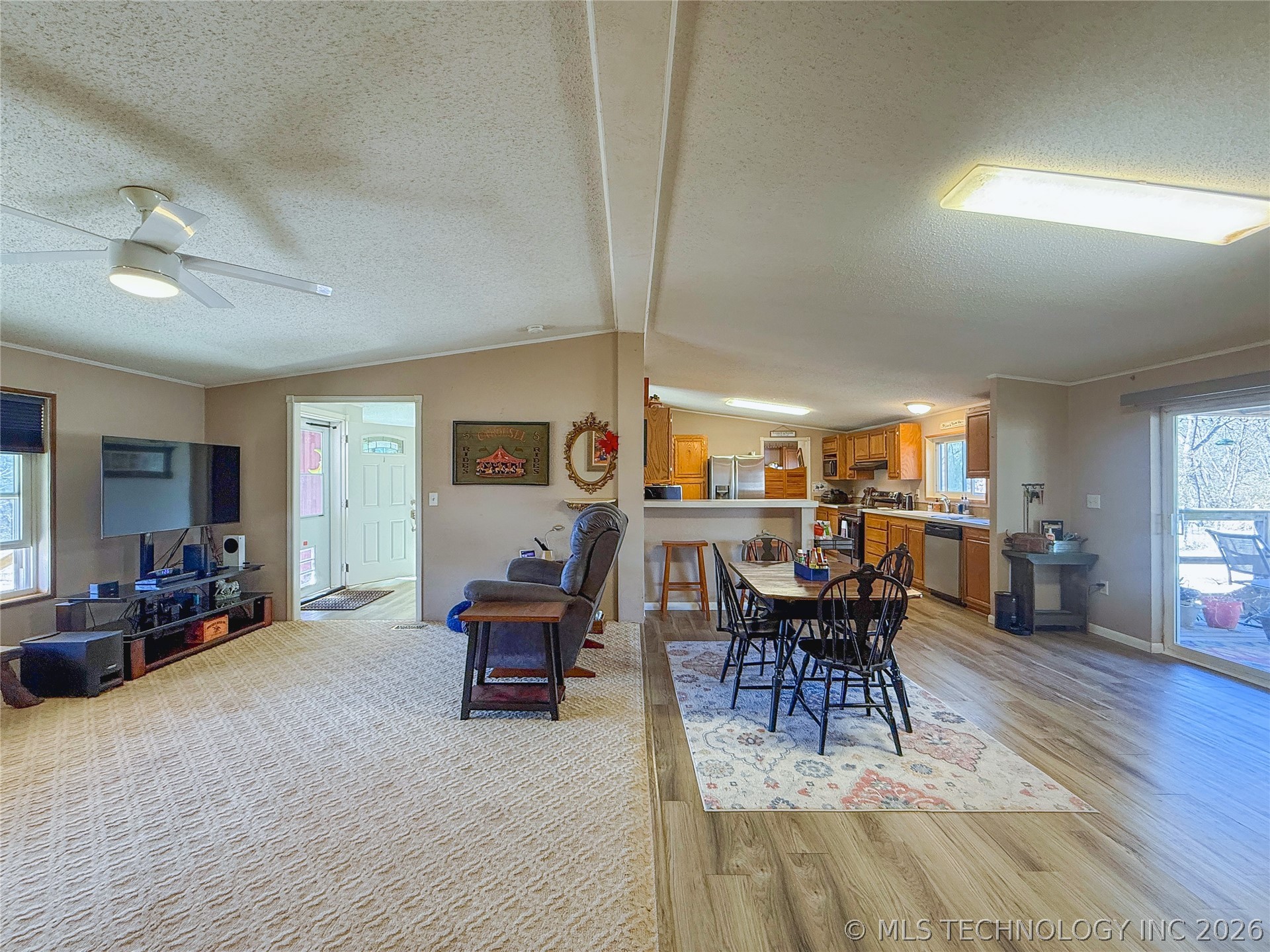 413 N David Avenue Property Photo 23