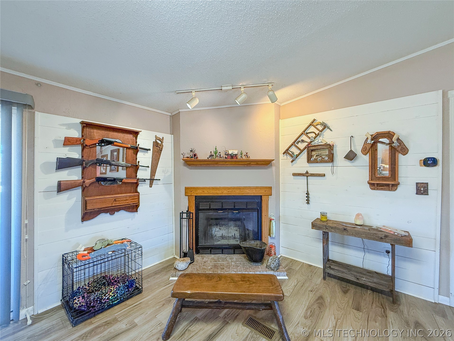 413 N David Avenue Property Photo 24