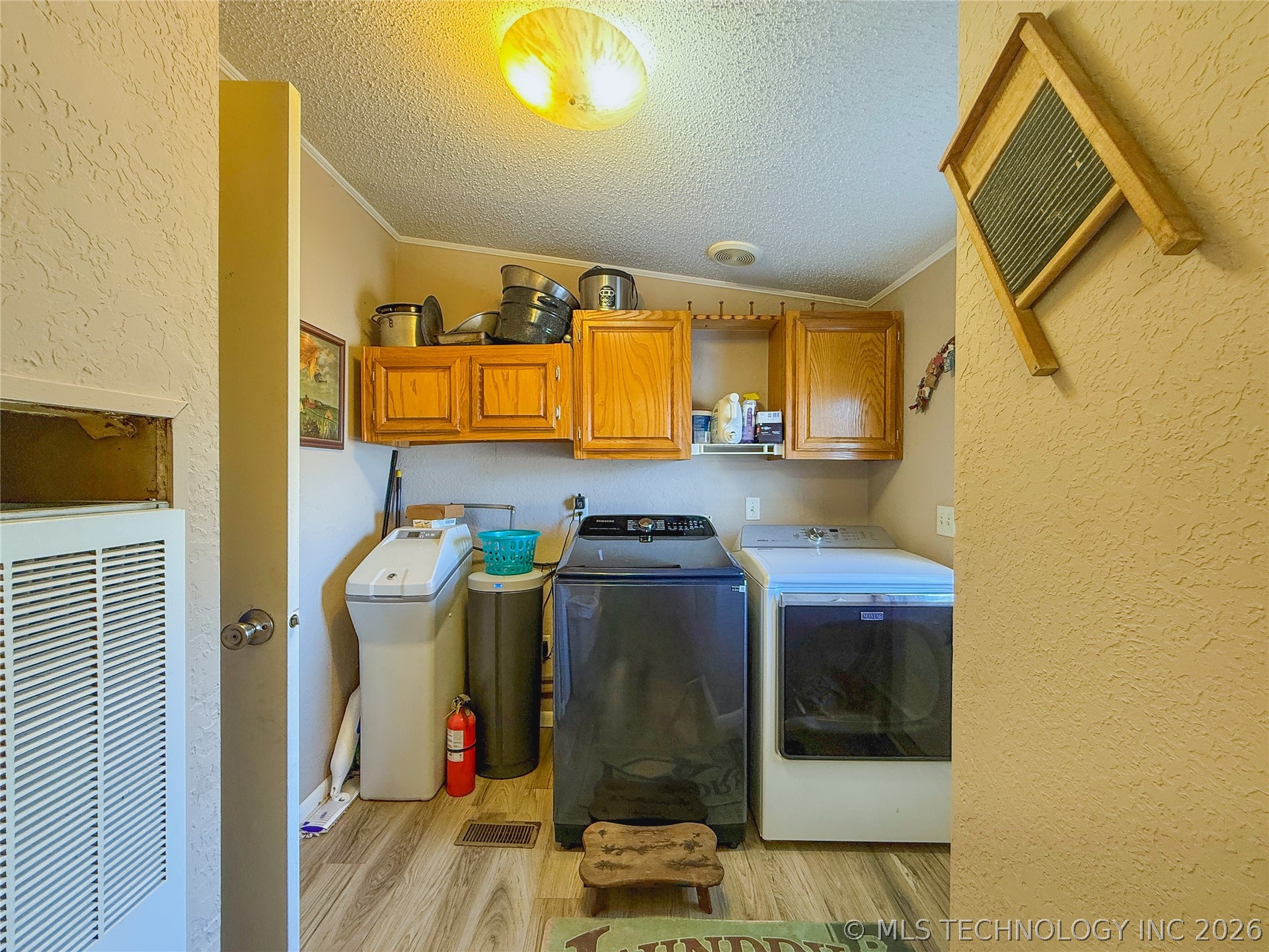 413 N David Avenue Property Photo 28