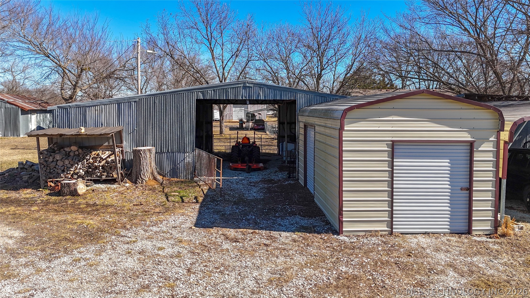 413 N David Avenue Property Photo 48