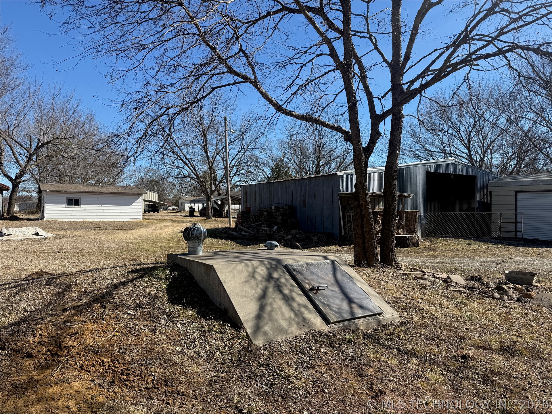 413 N David Avenue Property Photo 51