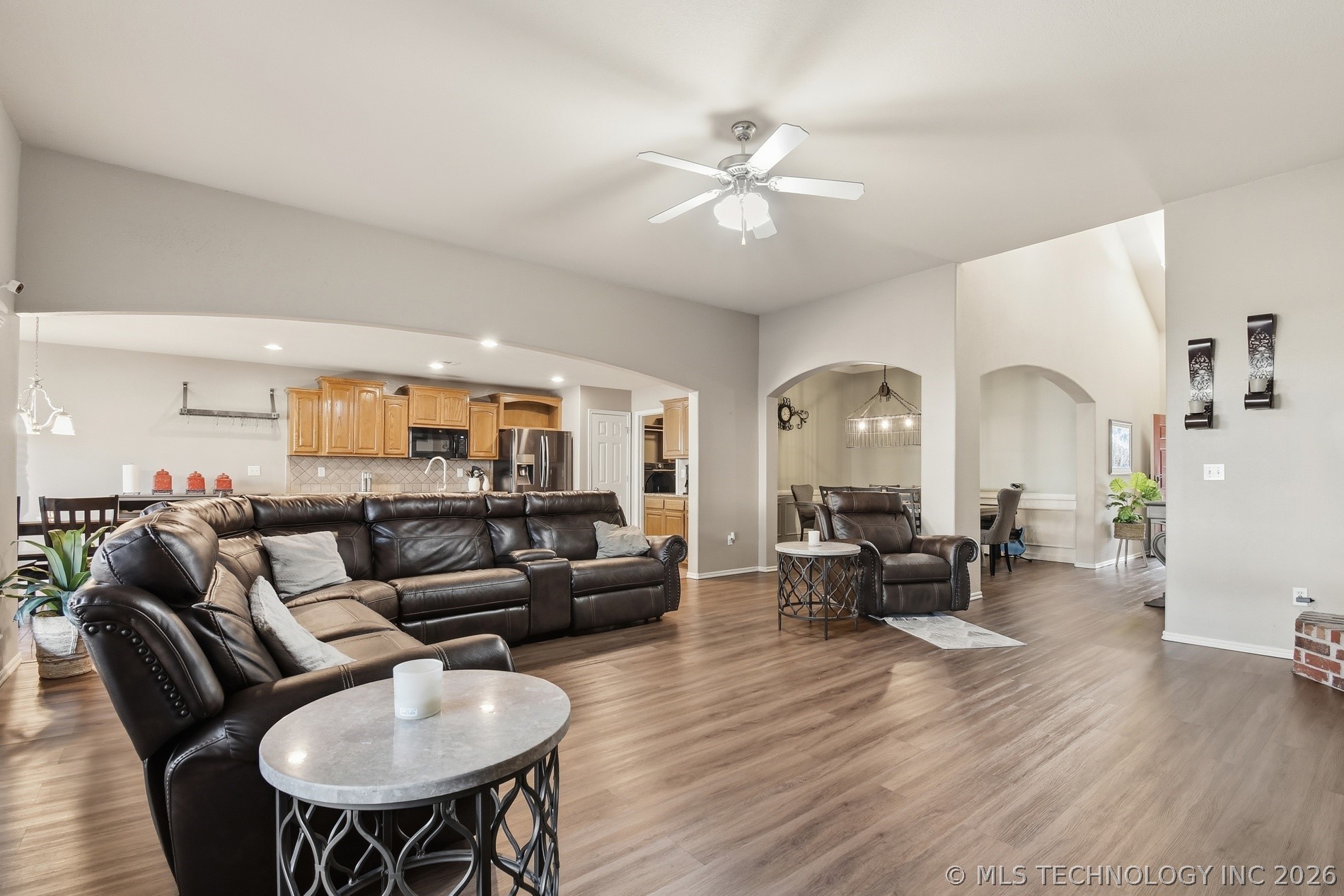 1703 S Desert Palm Place Property Photo 6