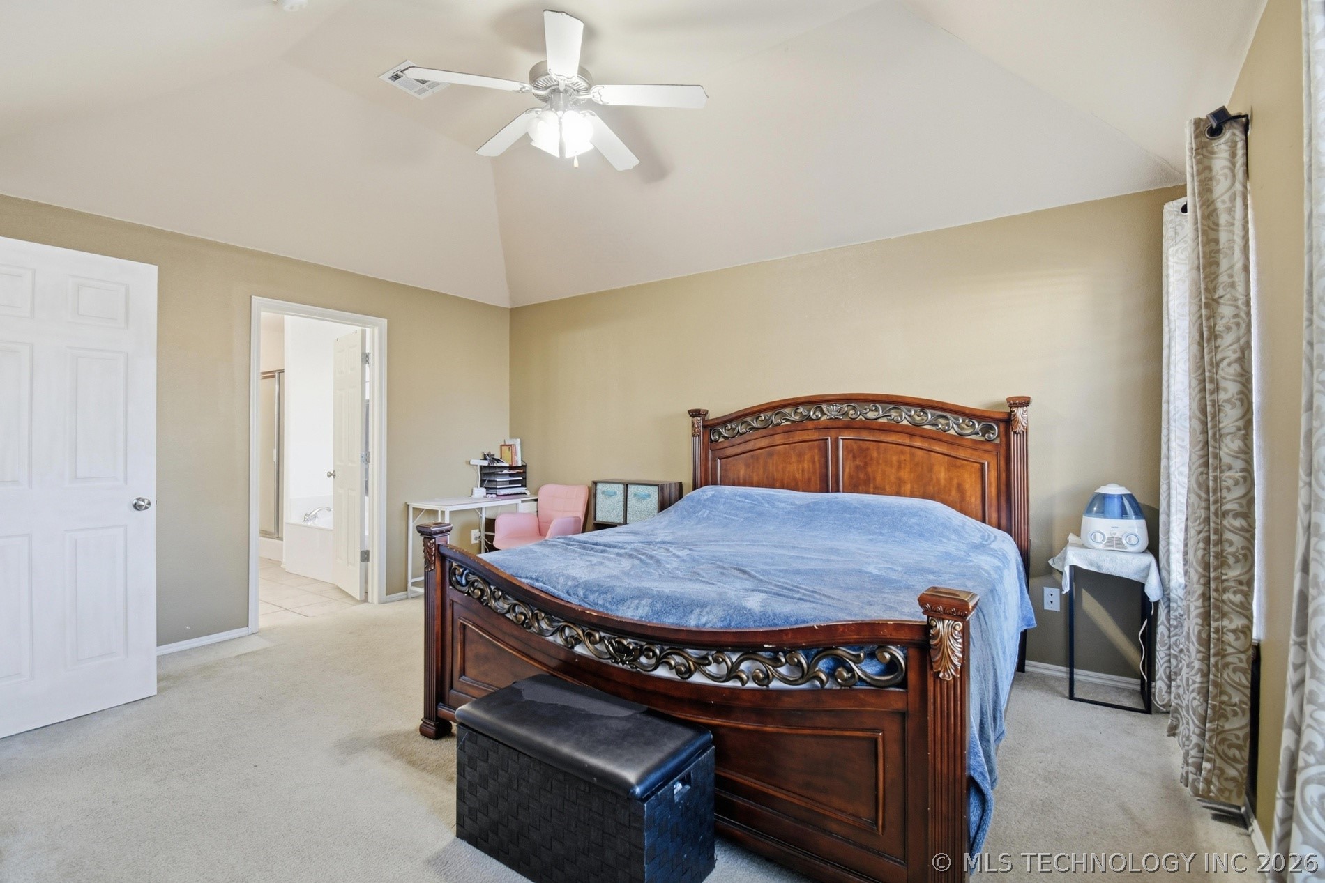 1703 S Desert Palm Place Property Photo 12