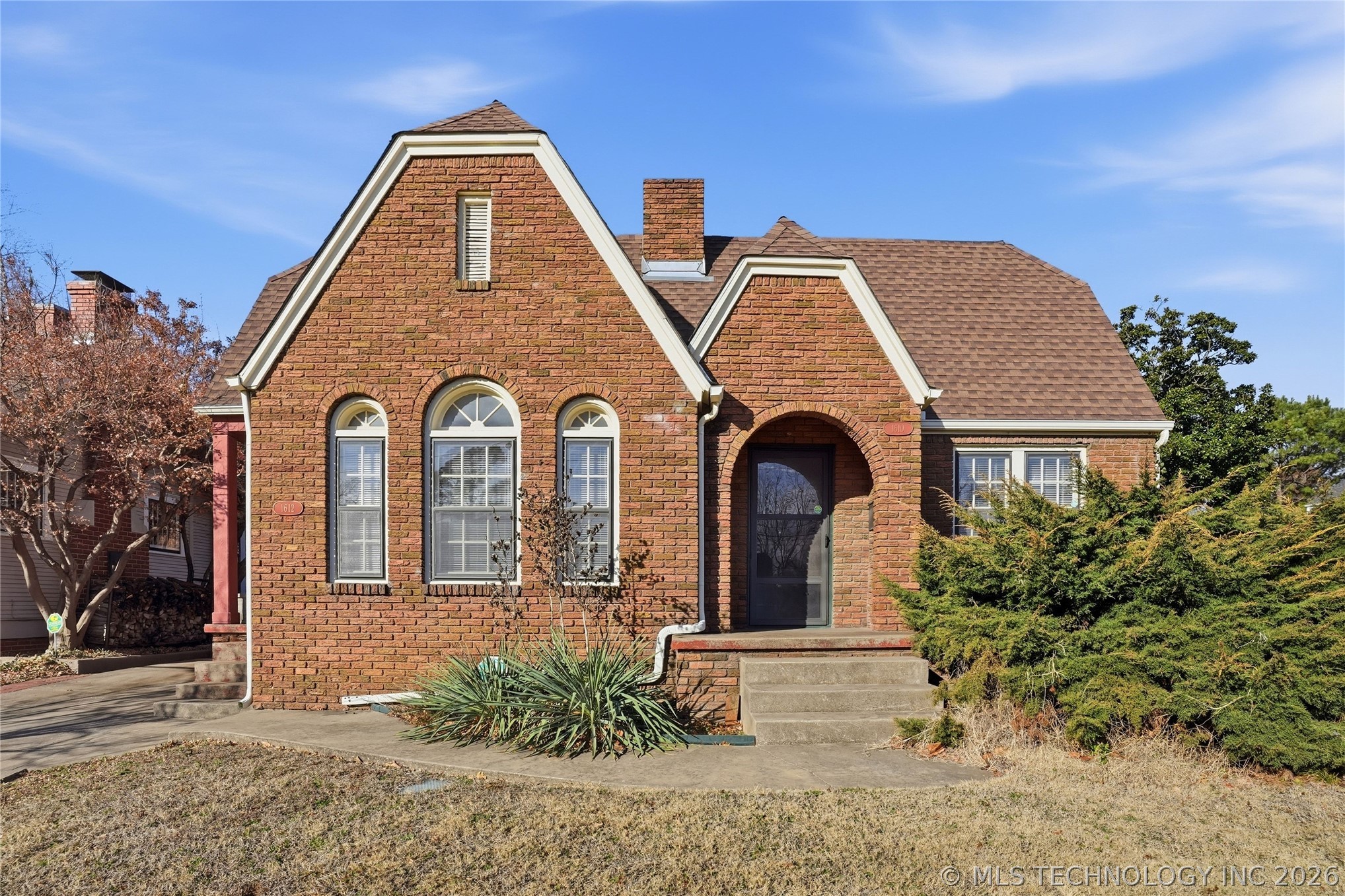 1610 S Lewis Avenue Property Photo 9