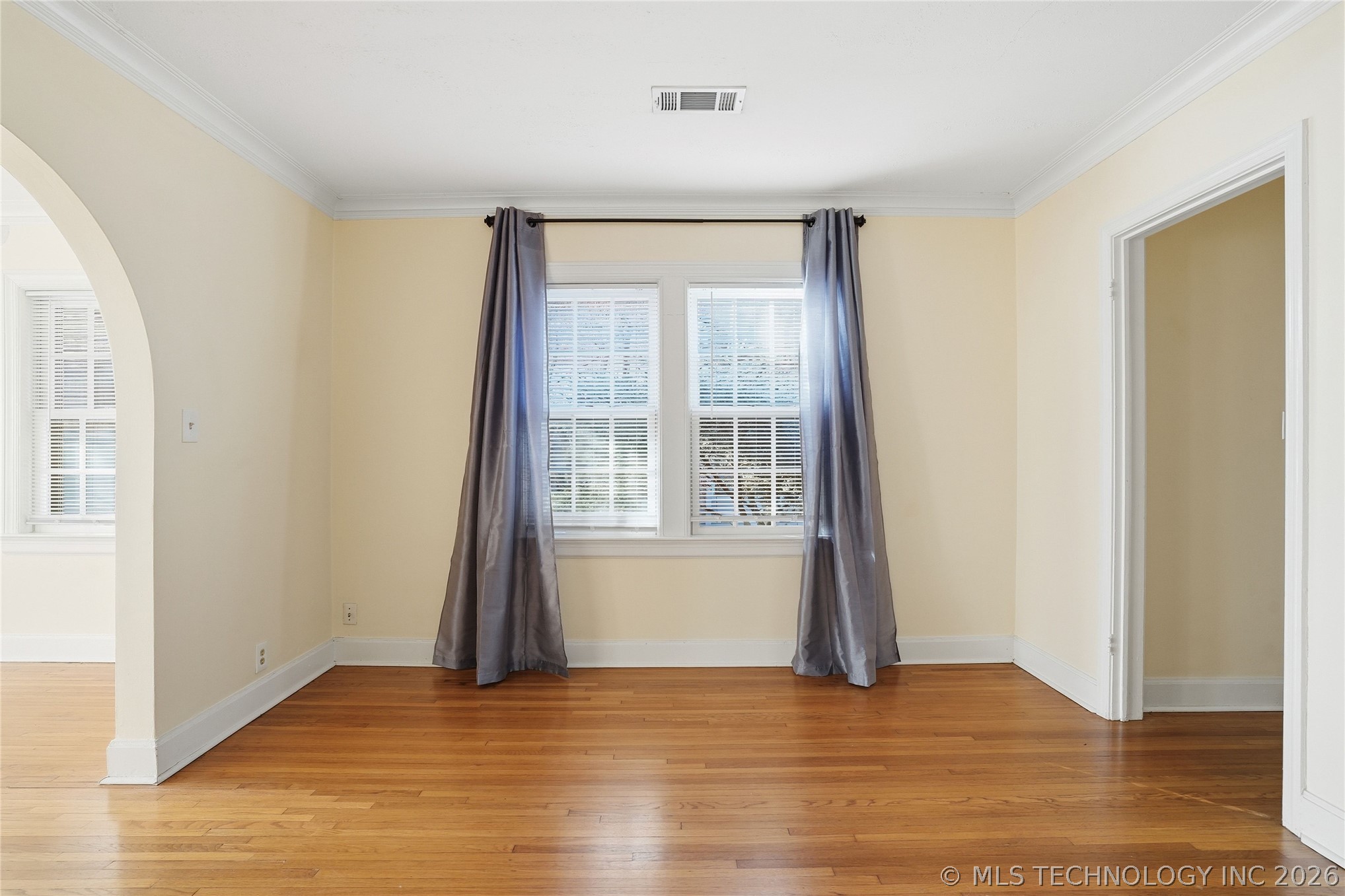 1610 S Lewis Avenue Property Photo 16