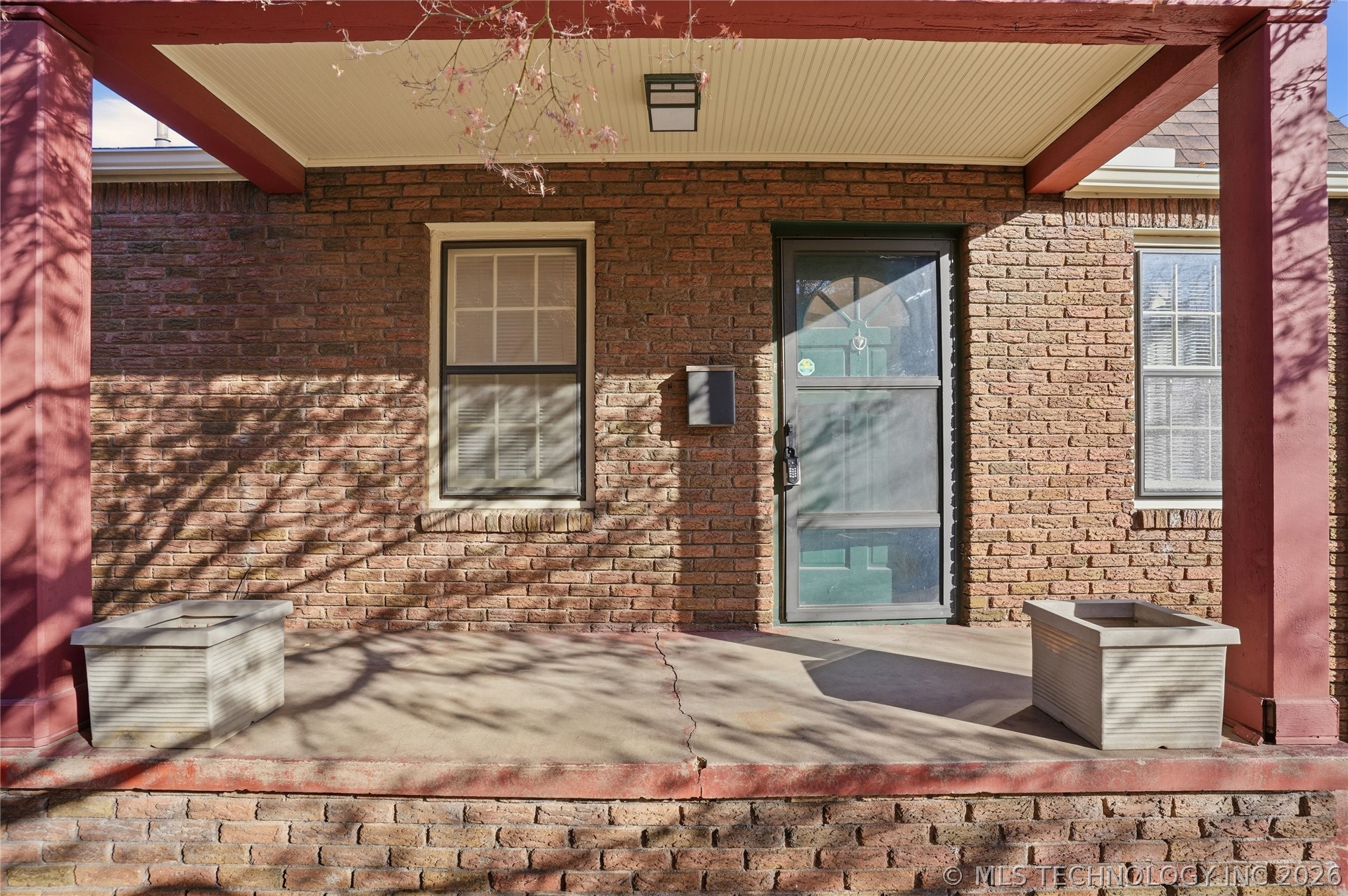 1610 S Lewis Avenue Property Photo 44