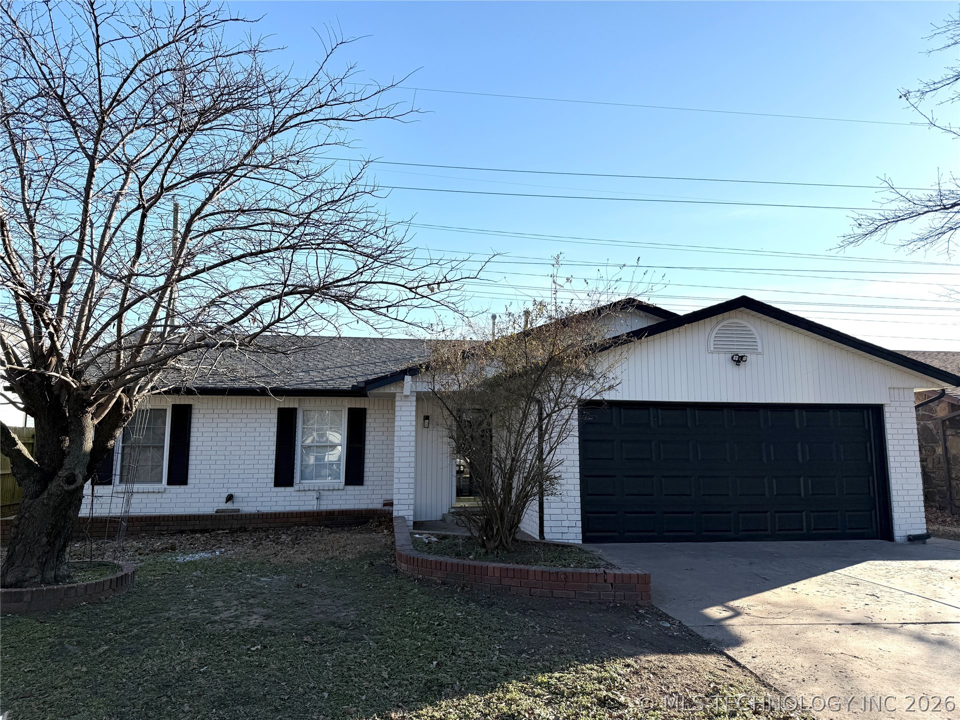 14002 E 36th Street Property Photo 2