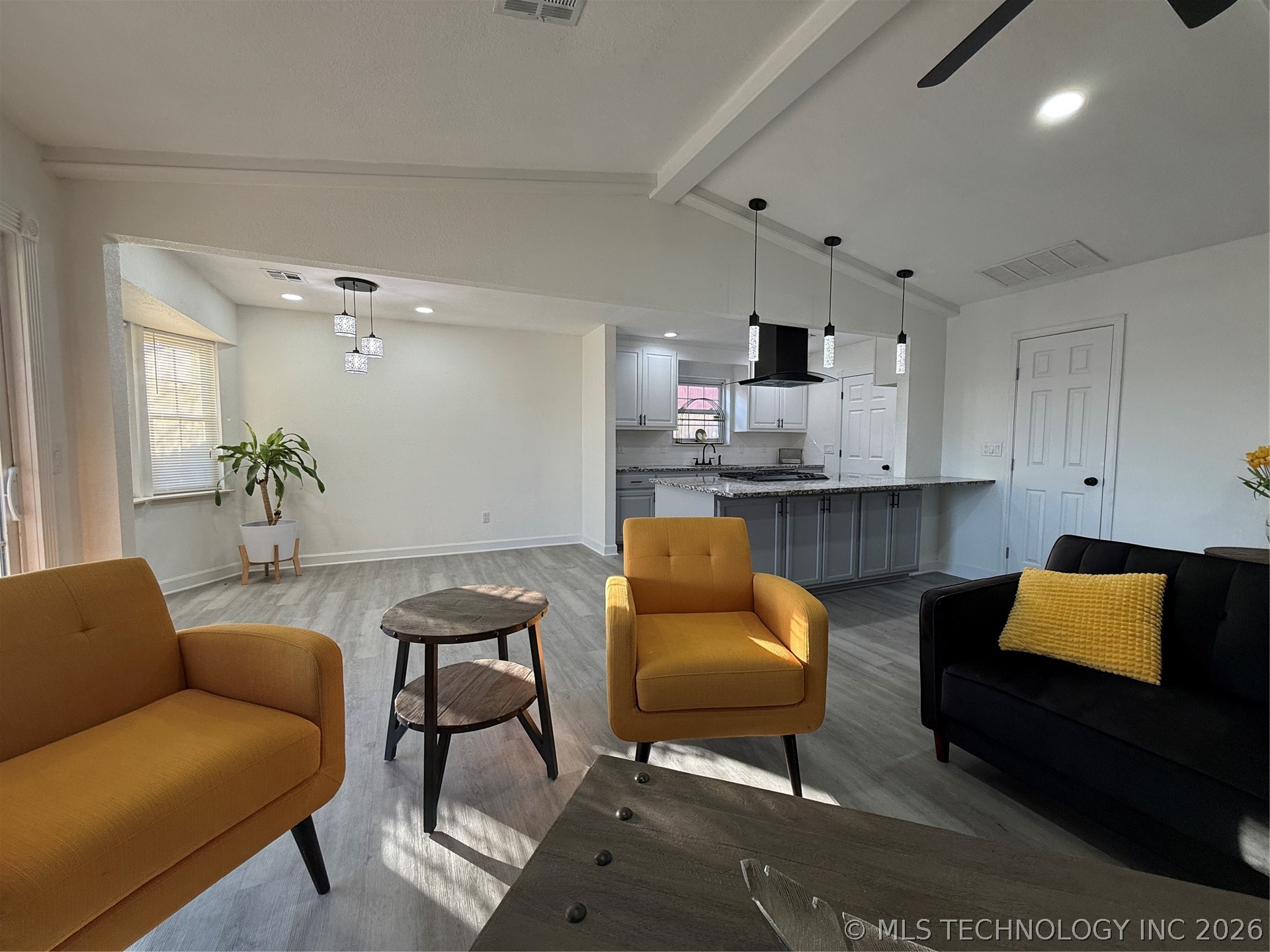 14002 E 36th Street Property Photo 6