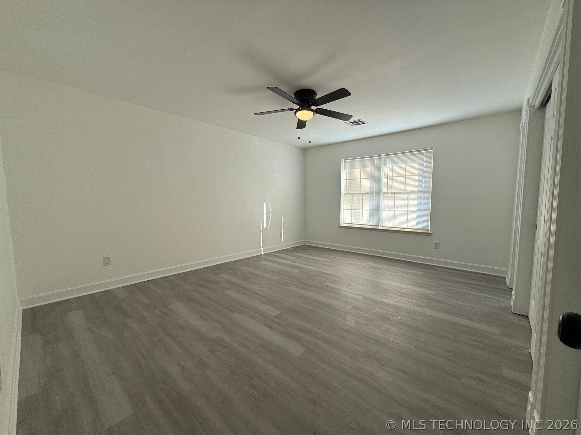 14002 E 36th Street Property Photo 12