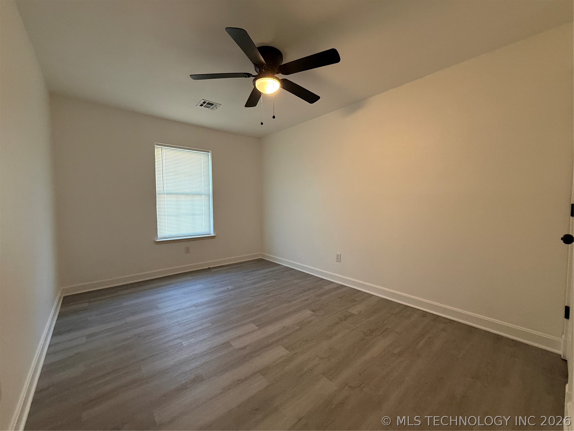 14002 E 36th Street Property Photo 16