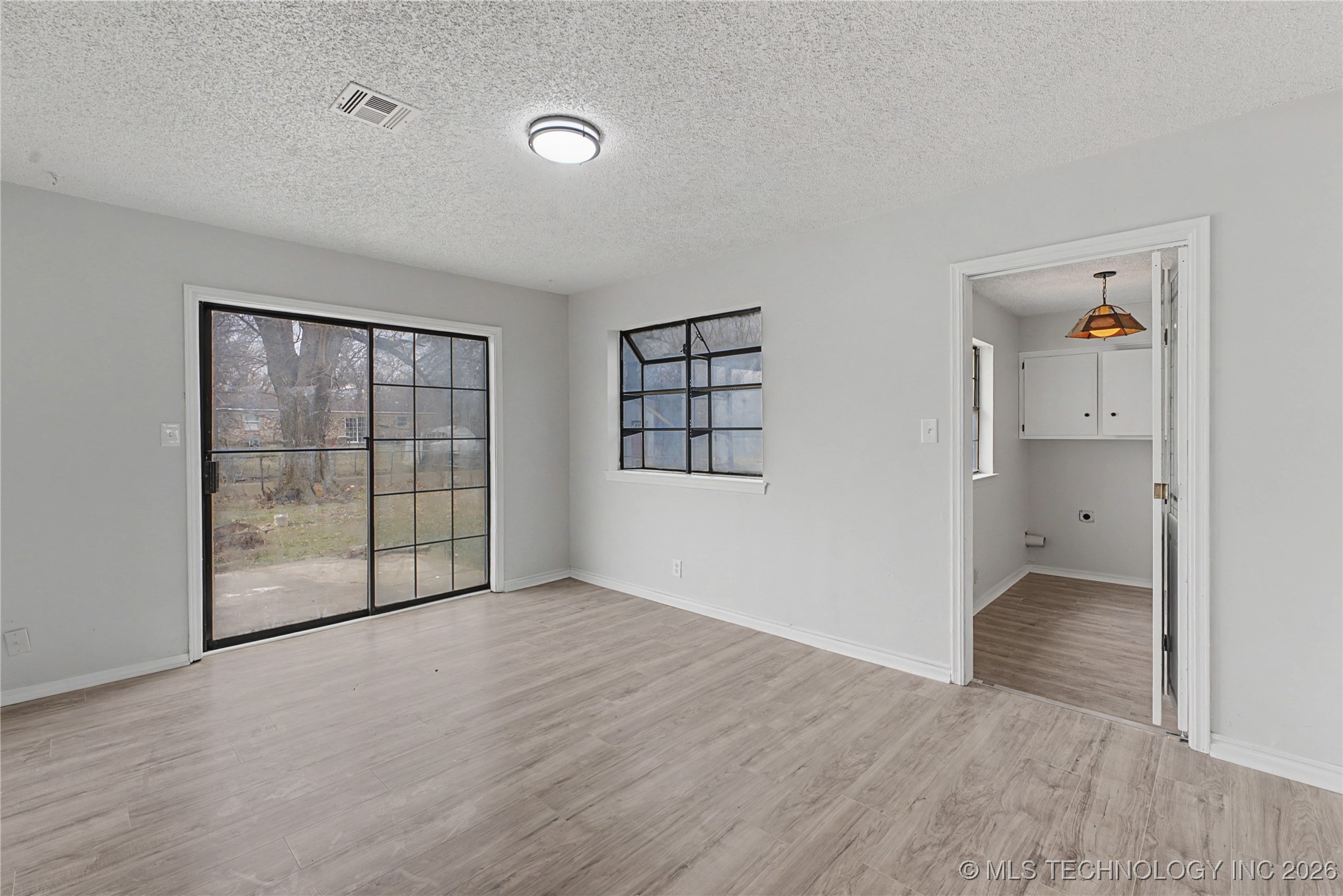 12114 E 21 Place S Property Photo 10