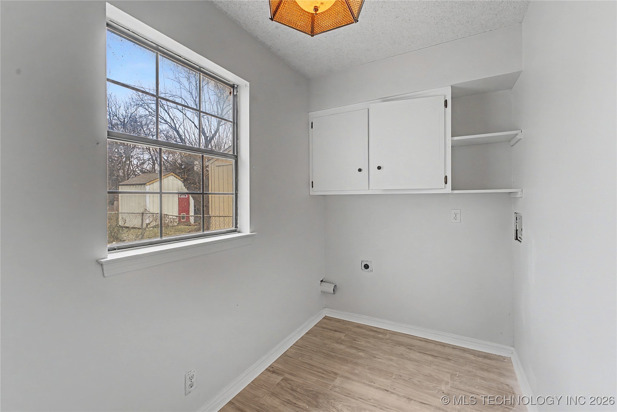 12114 E 21 Place S Property Photo 11