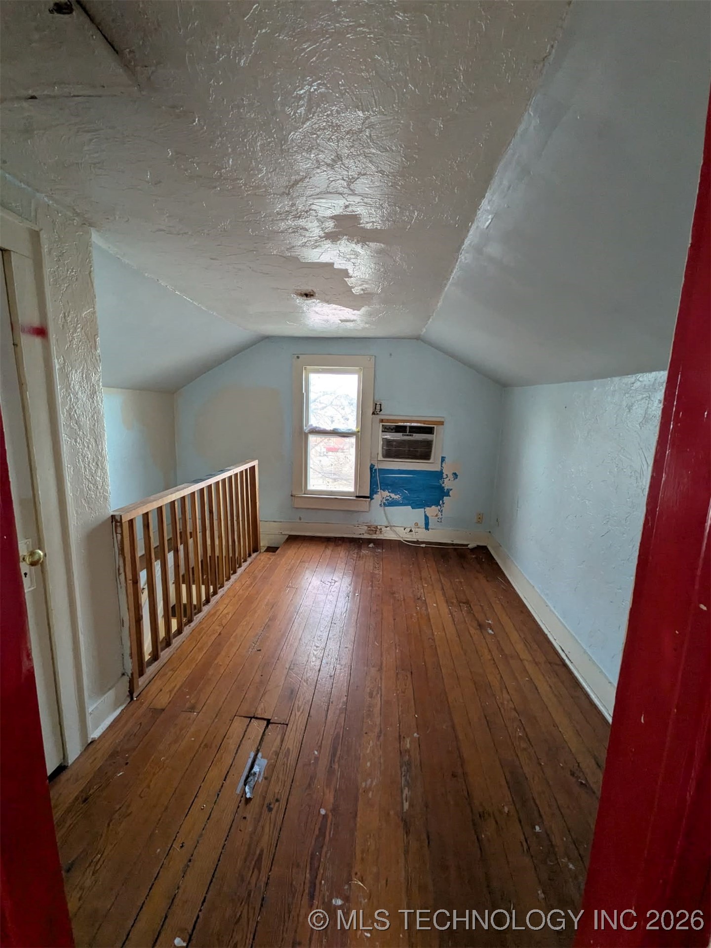 801 S Burdick Street Property Photo 7