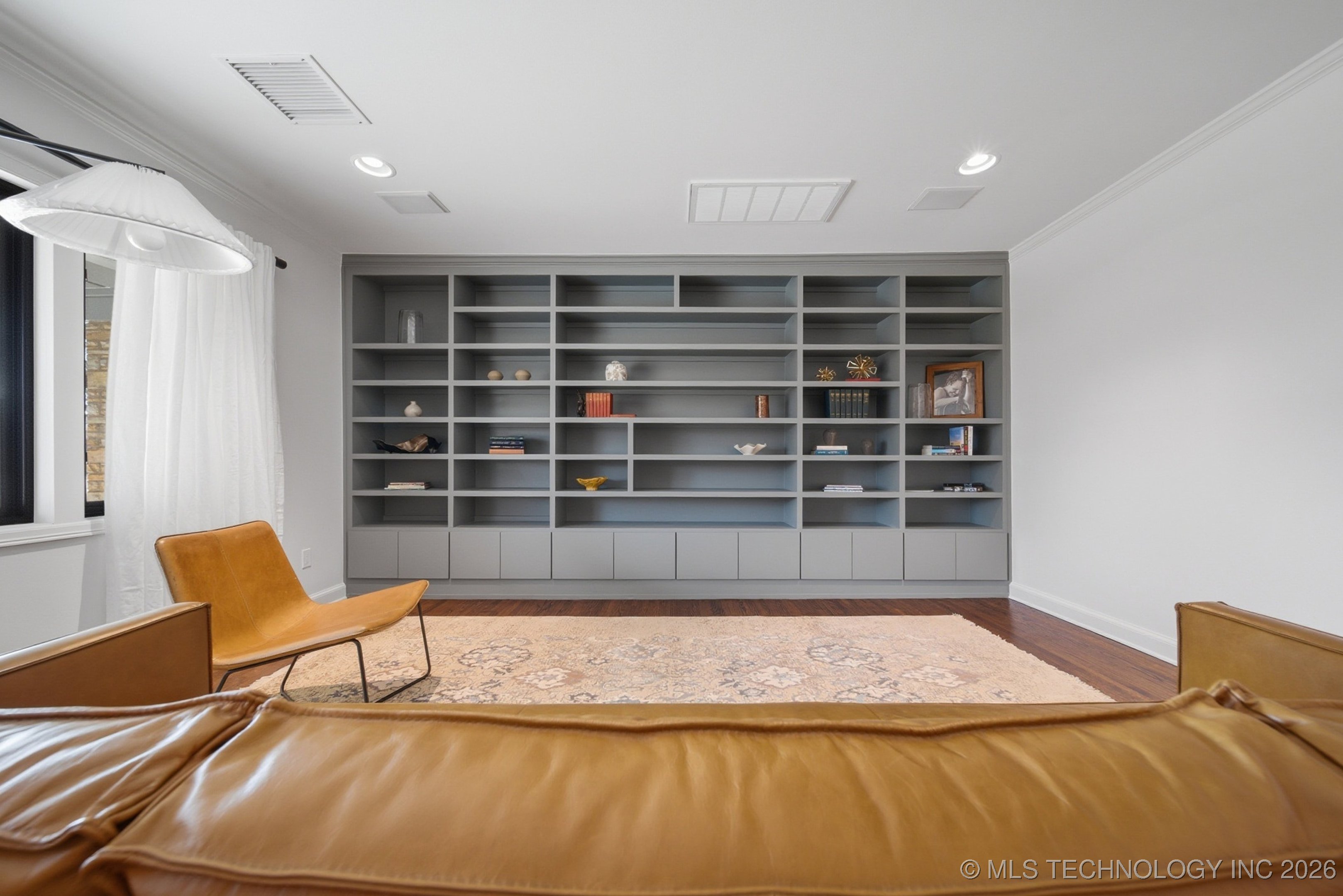 2931 E 39th Street Property Photo 13